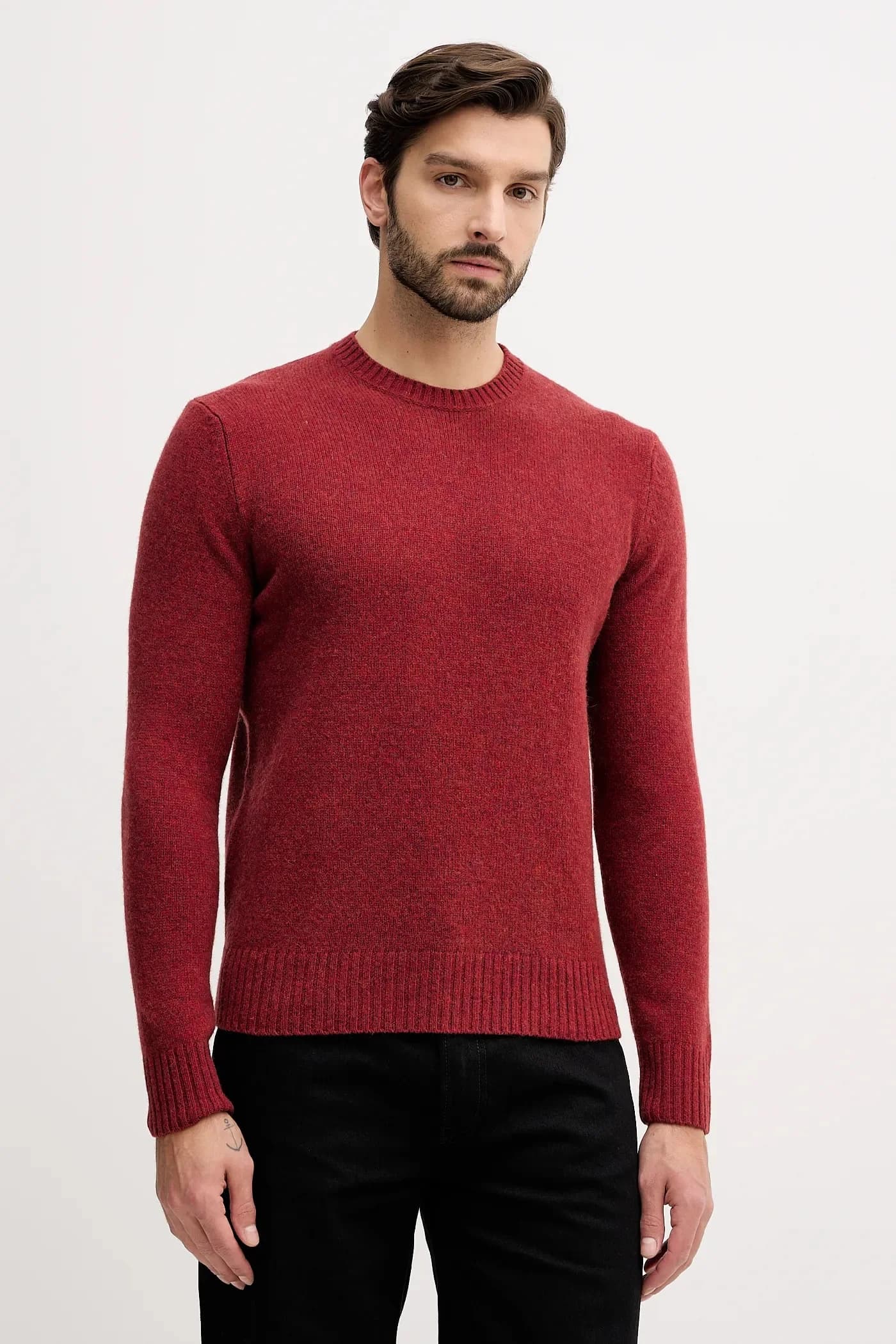 Шерстяной свитер