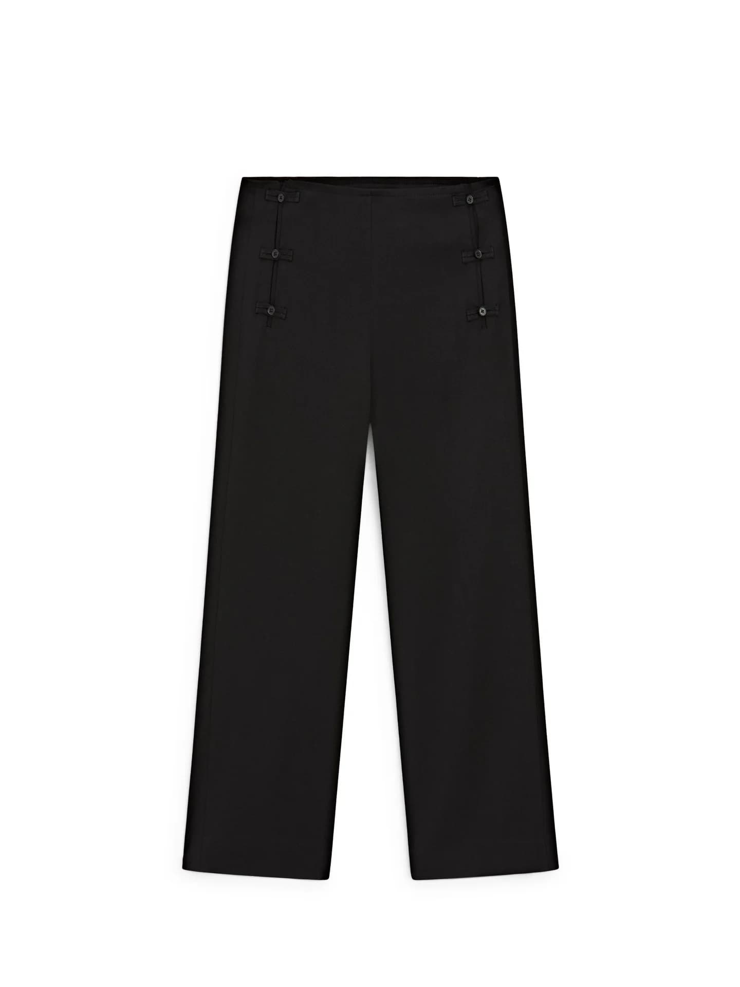 Капри с декоративными пуговицами - фото 3