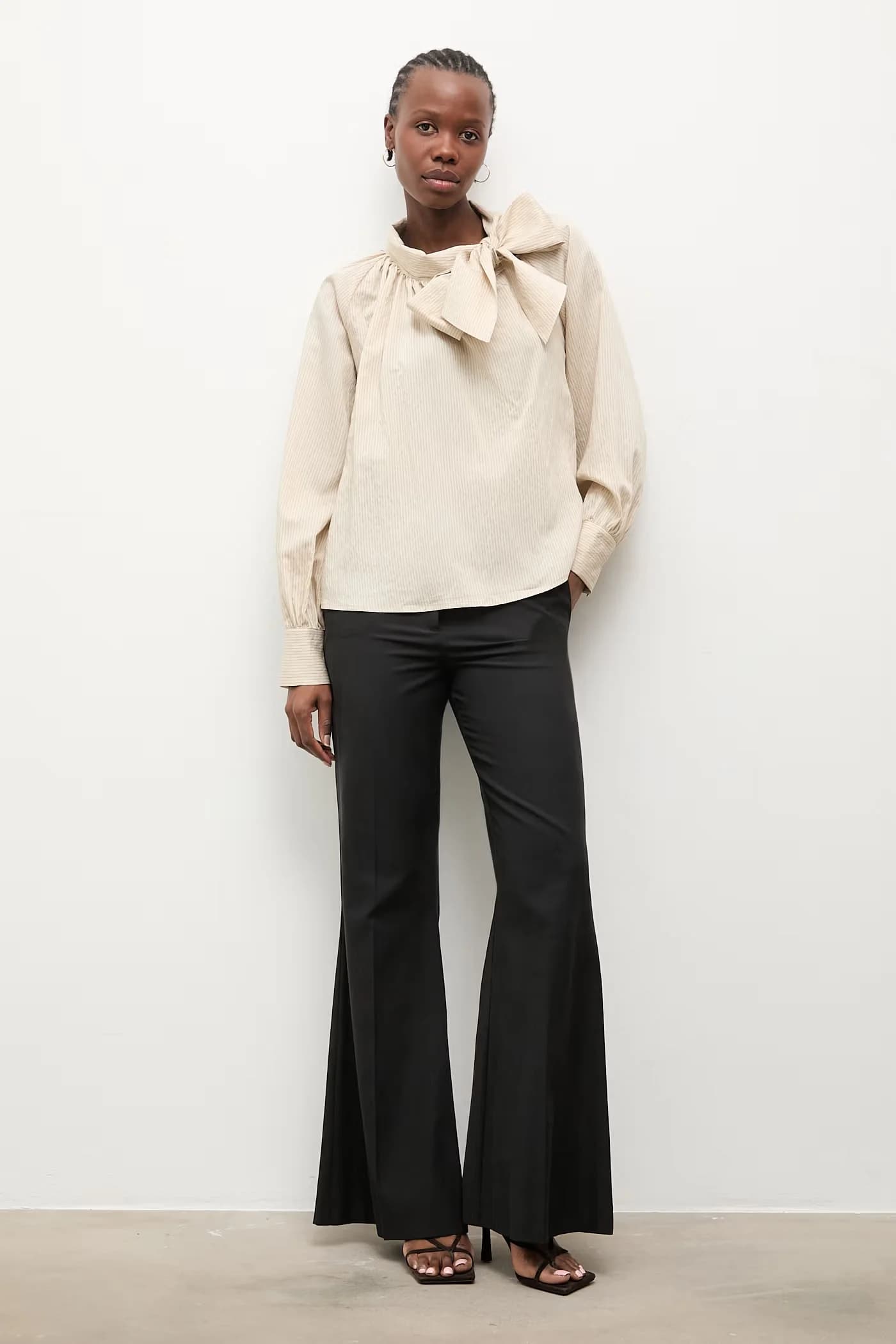 Женская блузка с вискозой