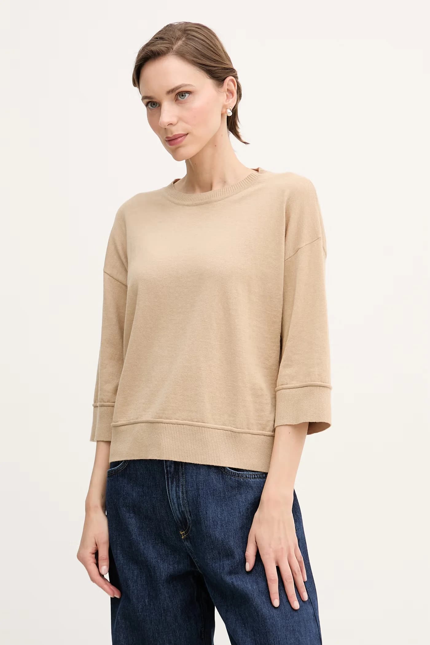 Женский шерстяной свитер