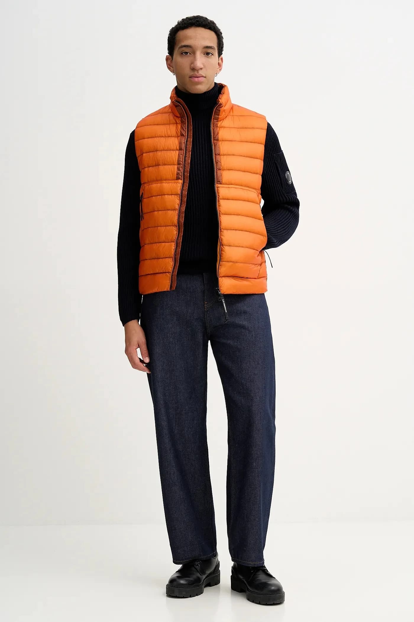 Пуховой жилет - фото 2