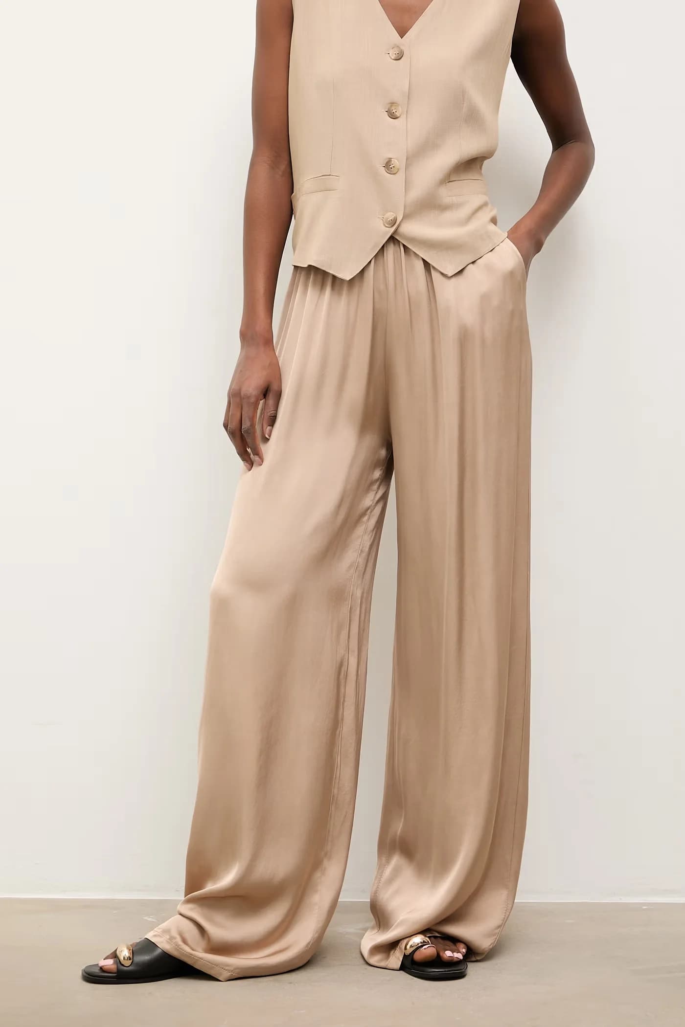 Женские брюки из вискозы