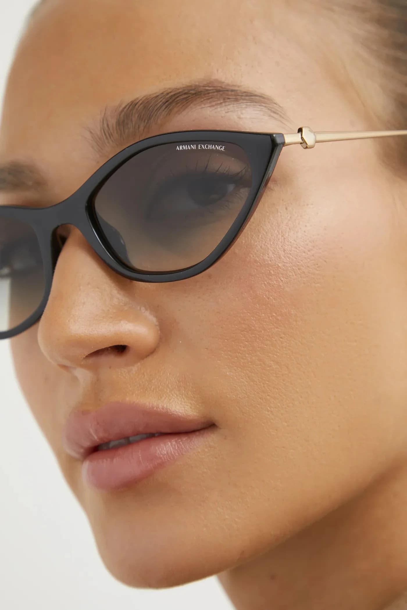 Солнцезащитные очки - фото 7