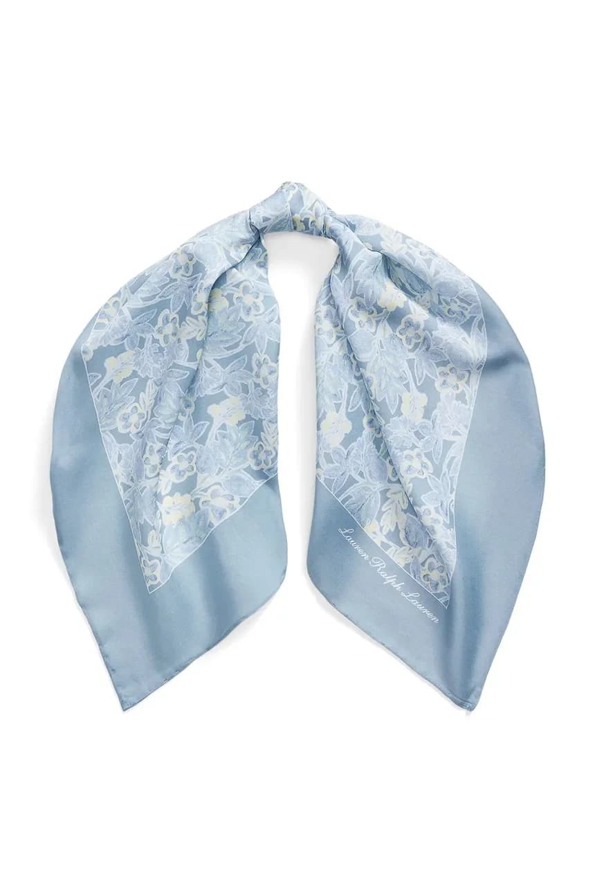 Женский шарф с добавлением шелка.