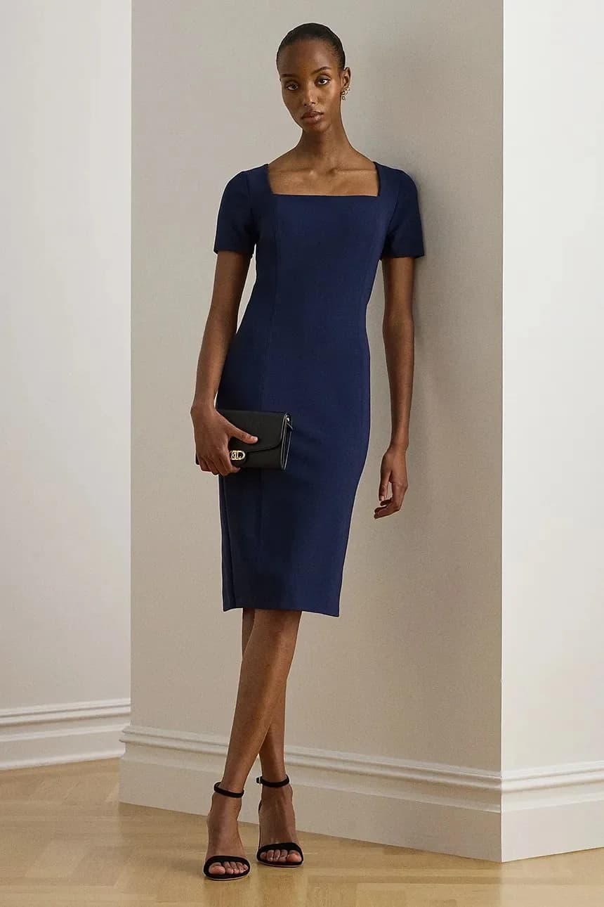 Платье из вискозы