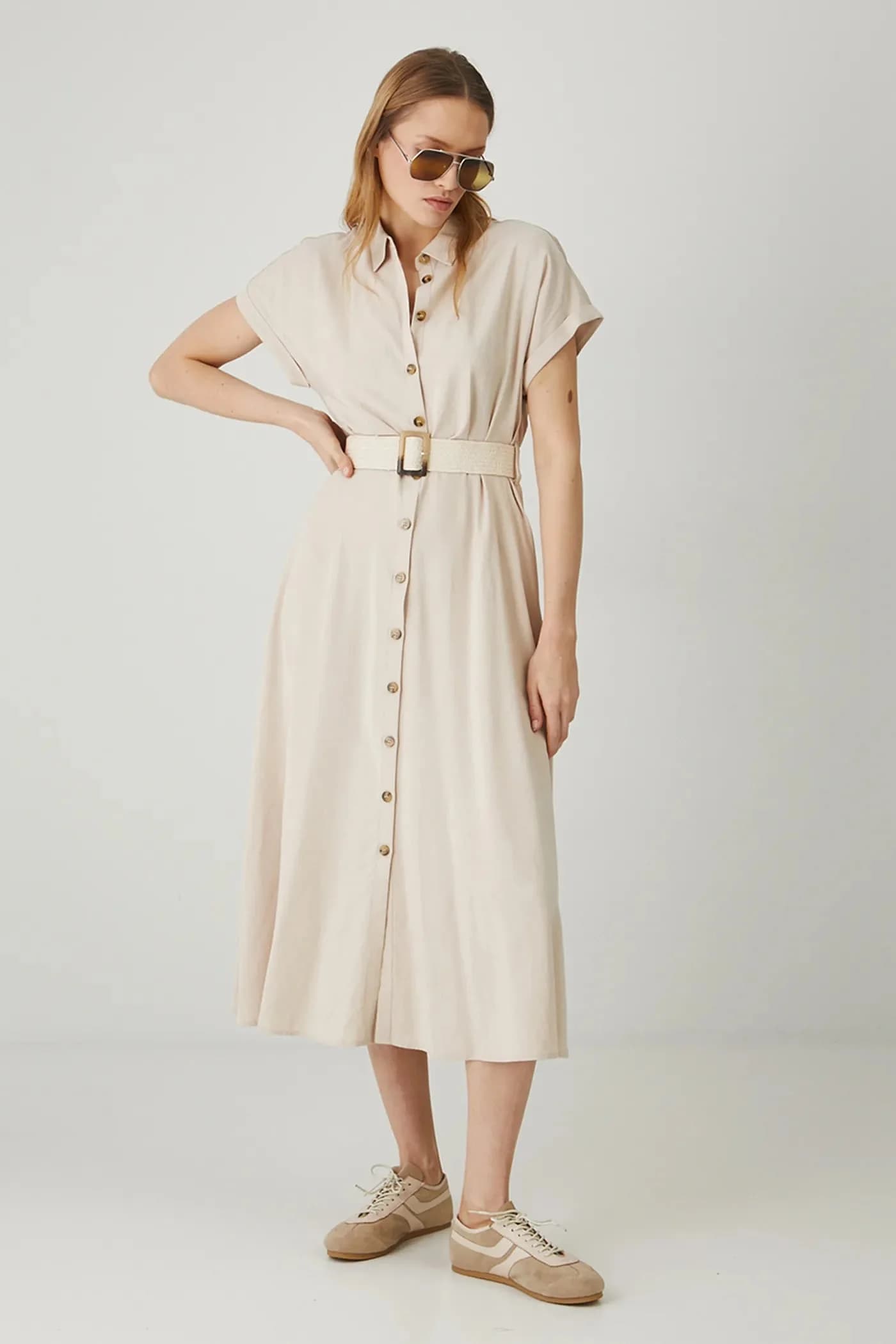 Платье из смесового льна