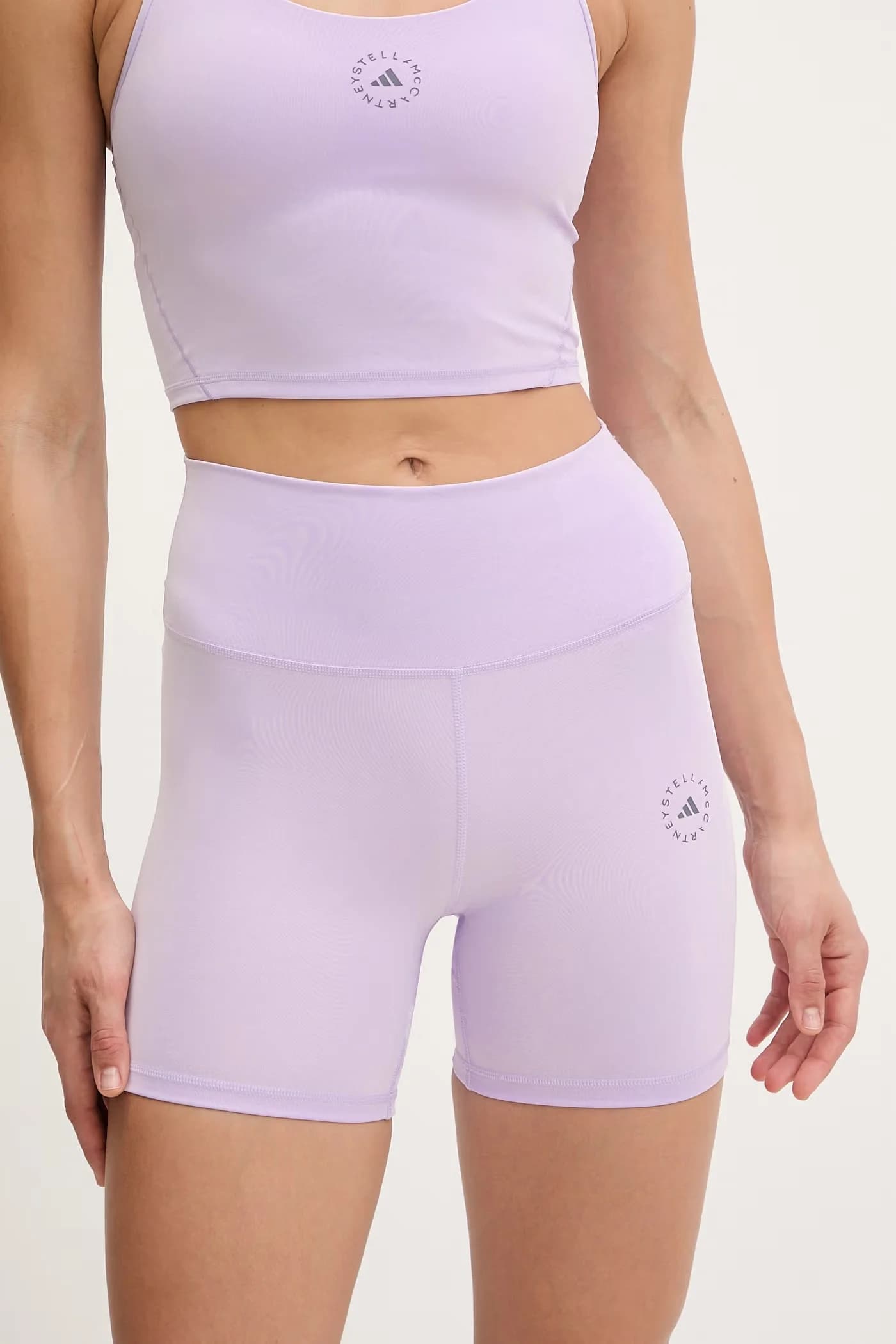 Женщины-велосипедистки