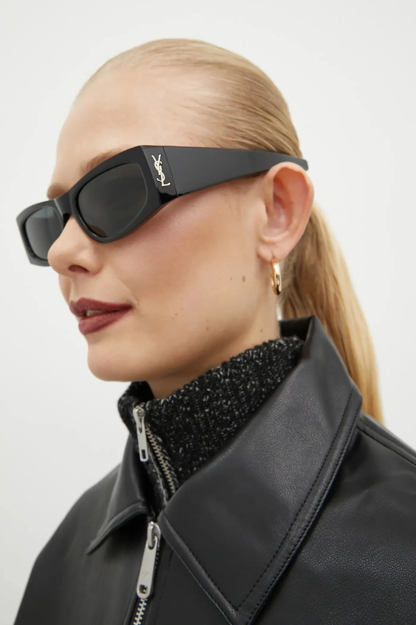 Солнцезащитные очки