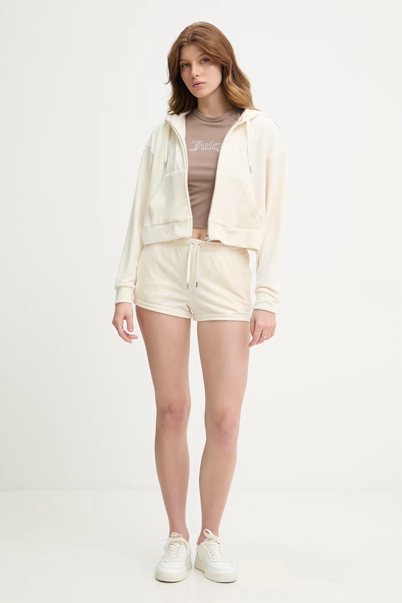 TAMIA SHORTS женские велюровые шорты бежевые для женщин - фото 2