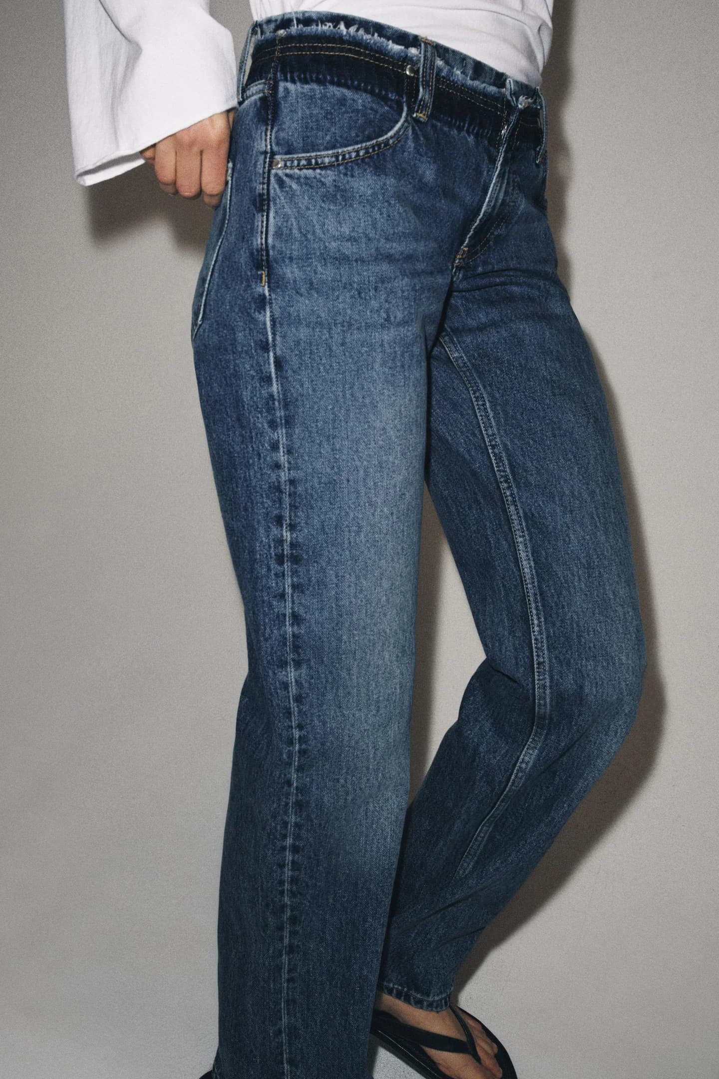 ПРЯМЫЕ ДЖИНСЫ С НИЗКОЙ ПОСАДКОЙ ИЗ КОЛЛЕКЦИИ ZW - фото 2