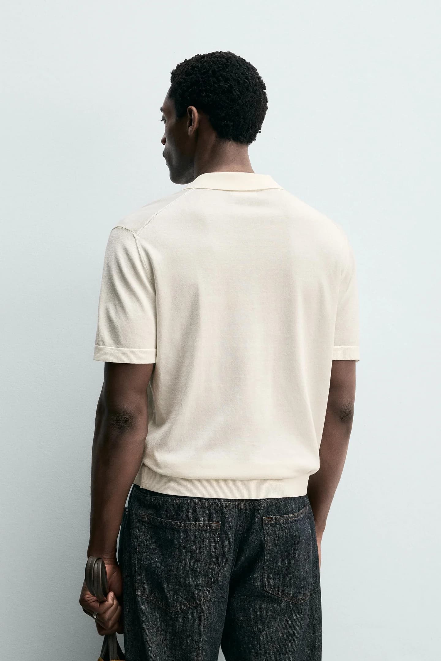 ТРИКОТАЖНАЯ РУБАШКА-ПОЛО ПРАВИЛЬНОГО КРЕЙСА - фото 2