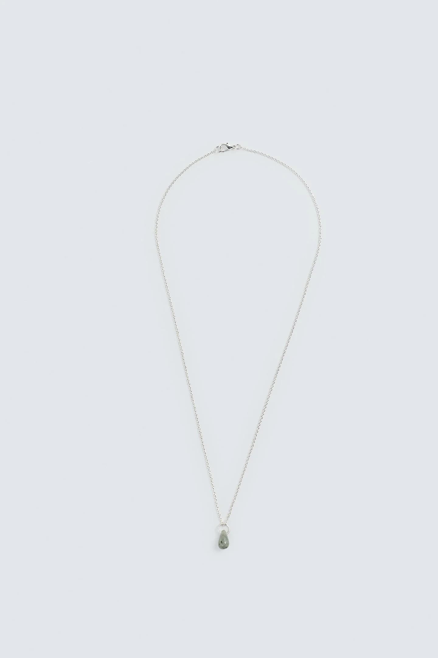 ЦЕПЬ С КАМНЕМ