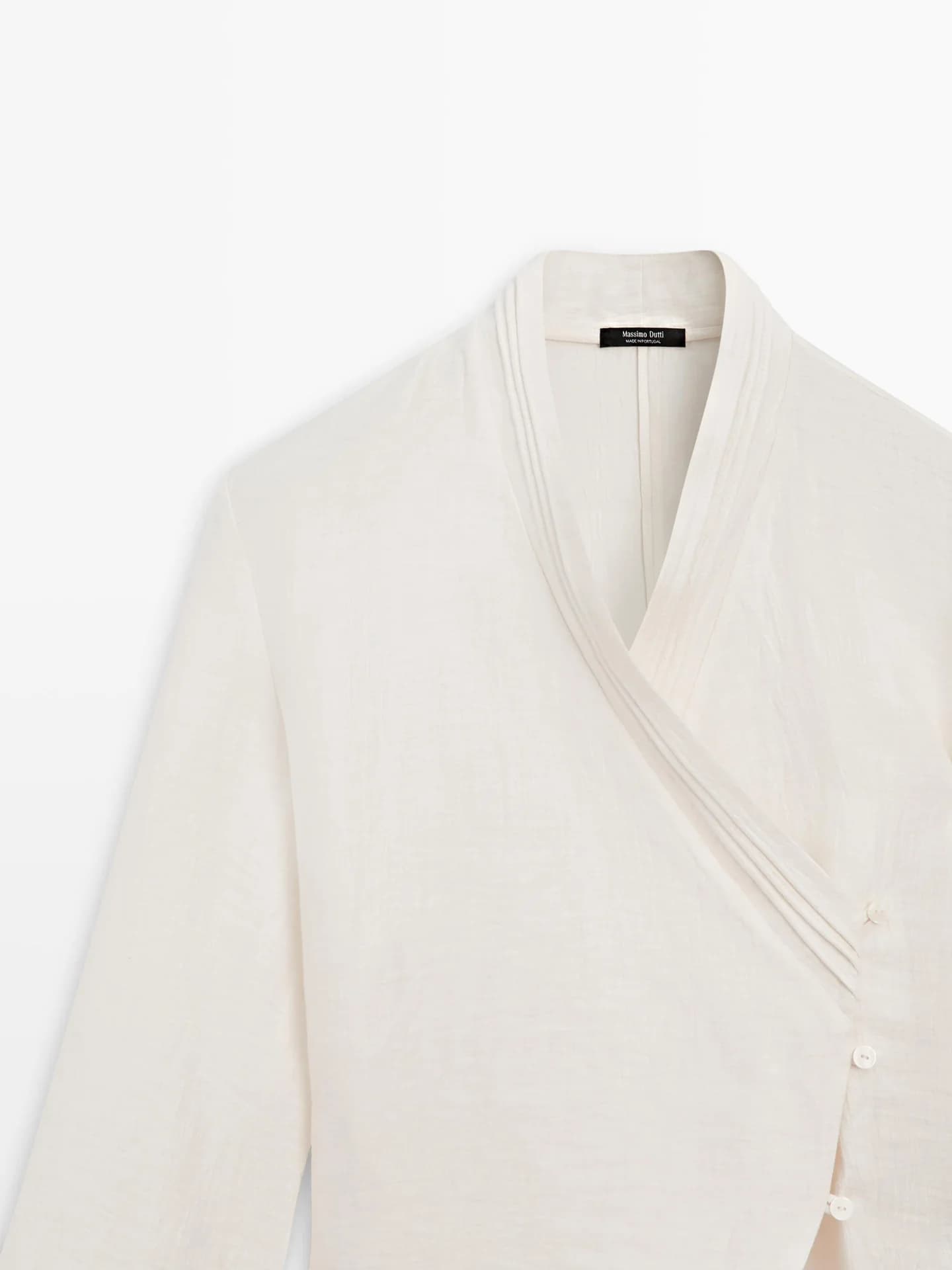 Льняное кимоно с деталями на лацканах - фото 7