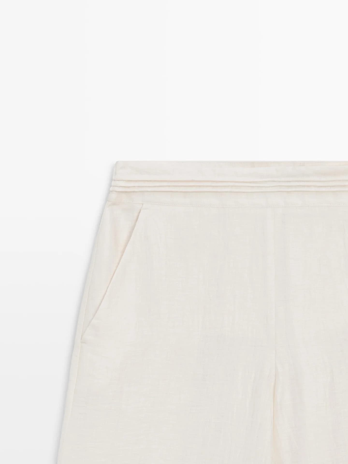 Свободные брюки с деталями на талии из смесового льна. - фото 5