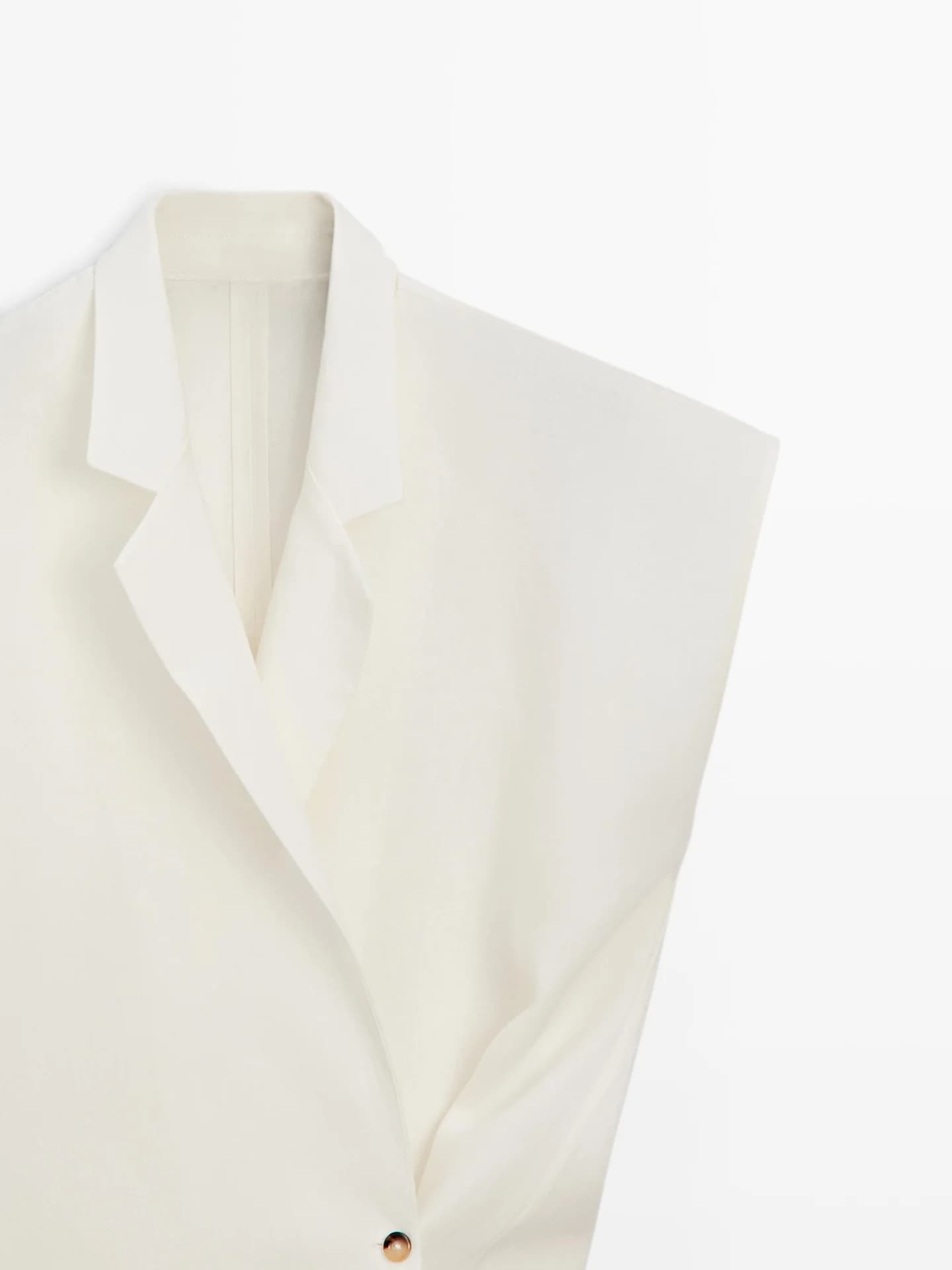 Льняной жилет на пуговицах - фото 8