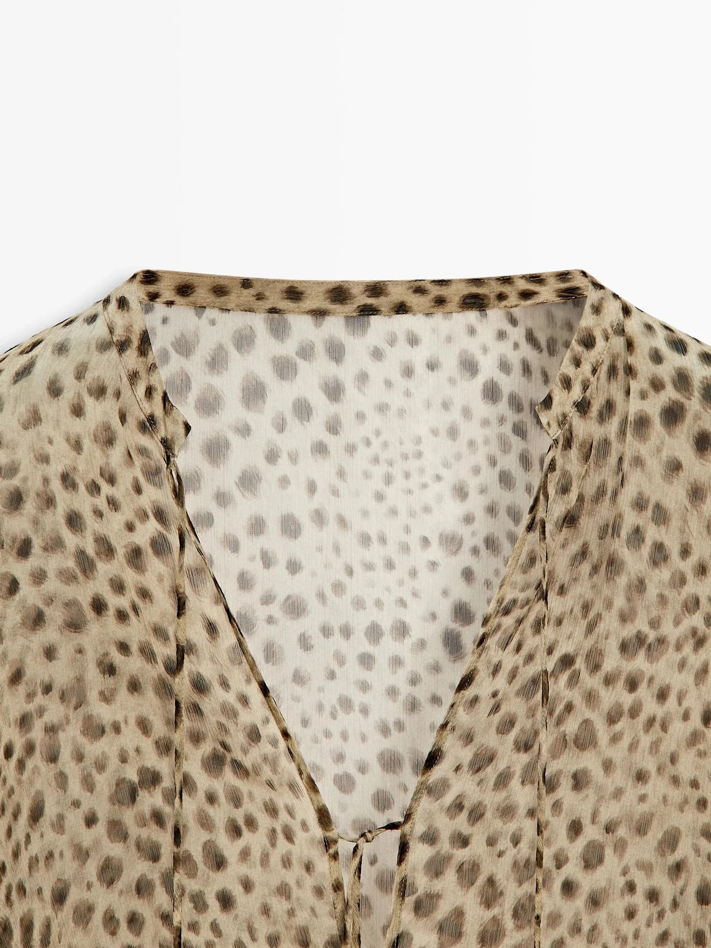 Летящая блузка с животным принтом - фото 6