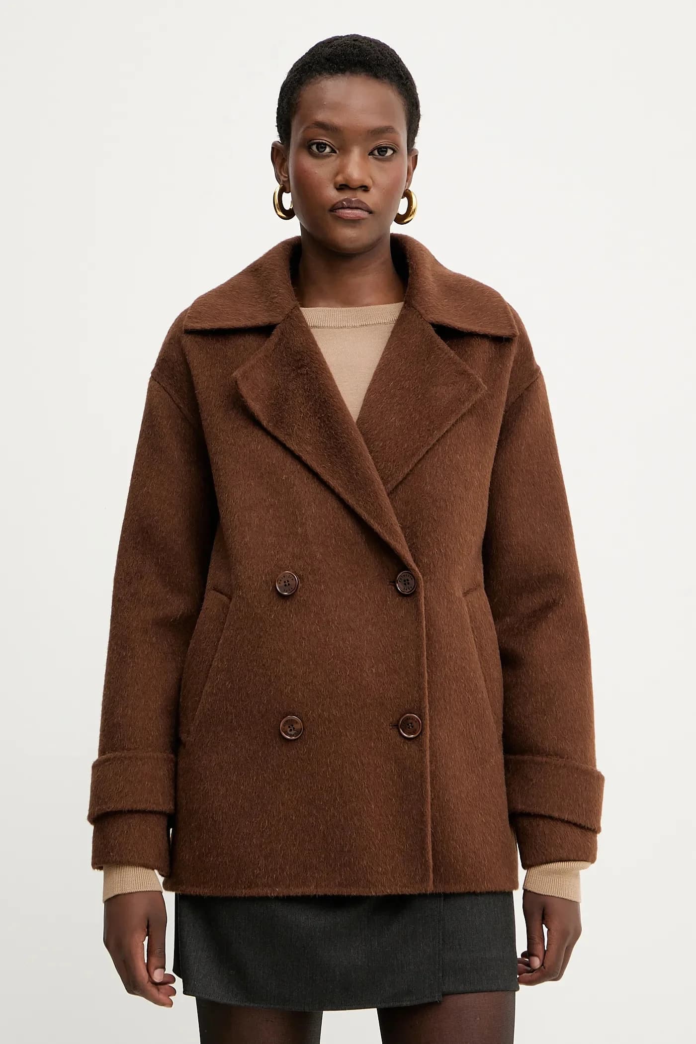 Шерстяное пальто