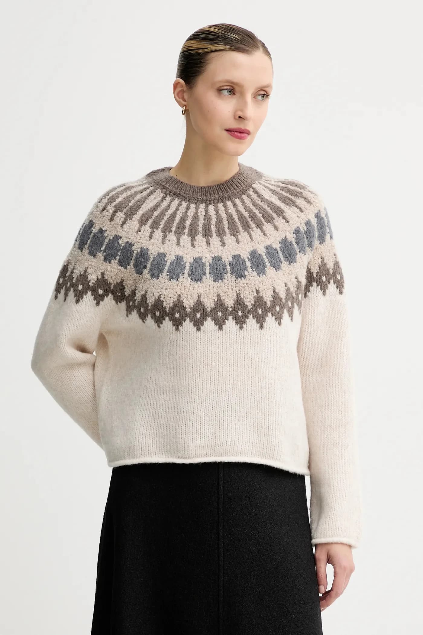 Свитер из смесовой шерсти