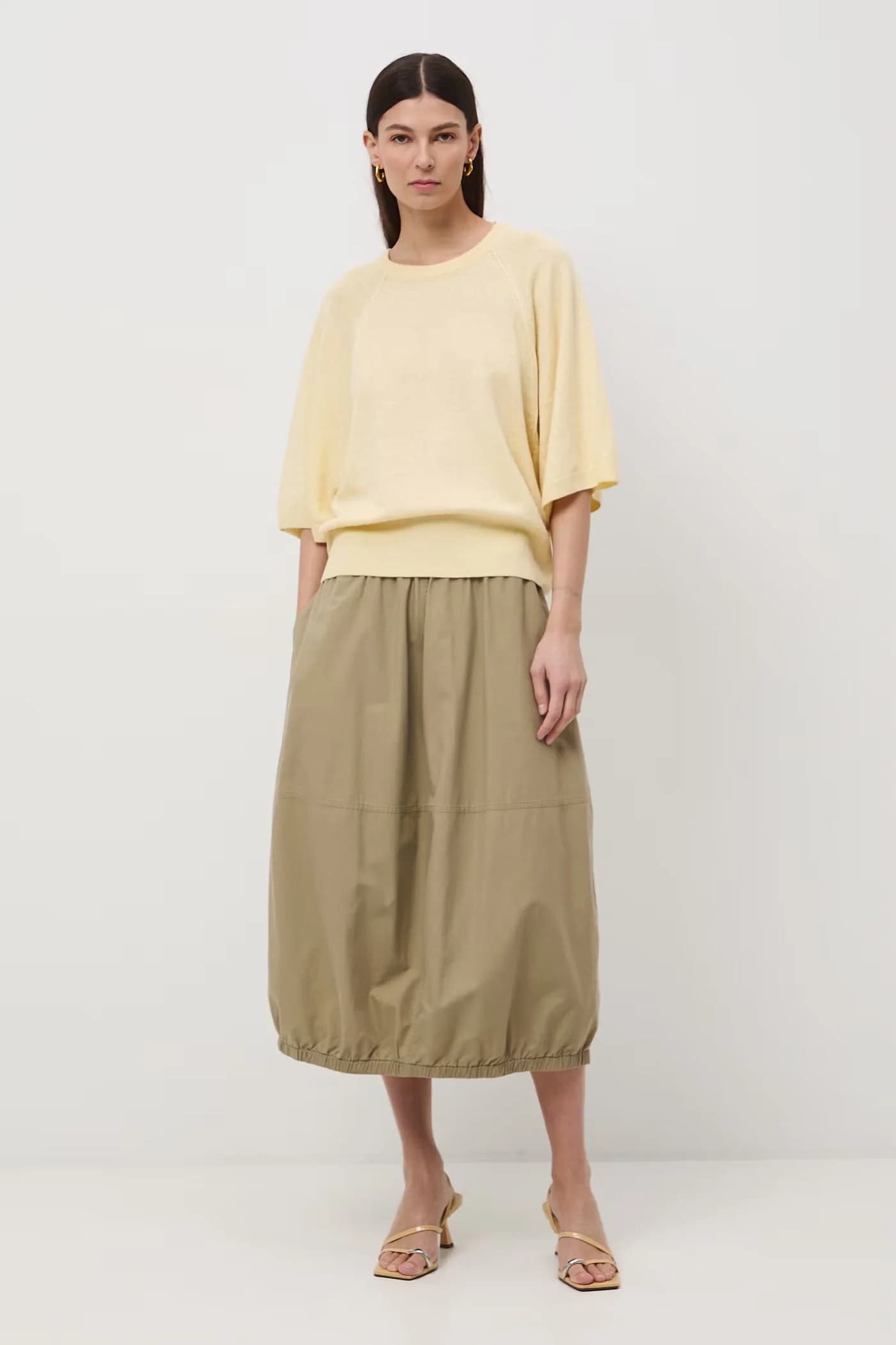 Женский льняной свитер