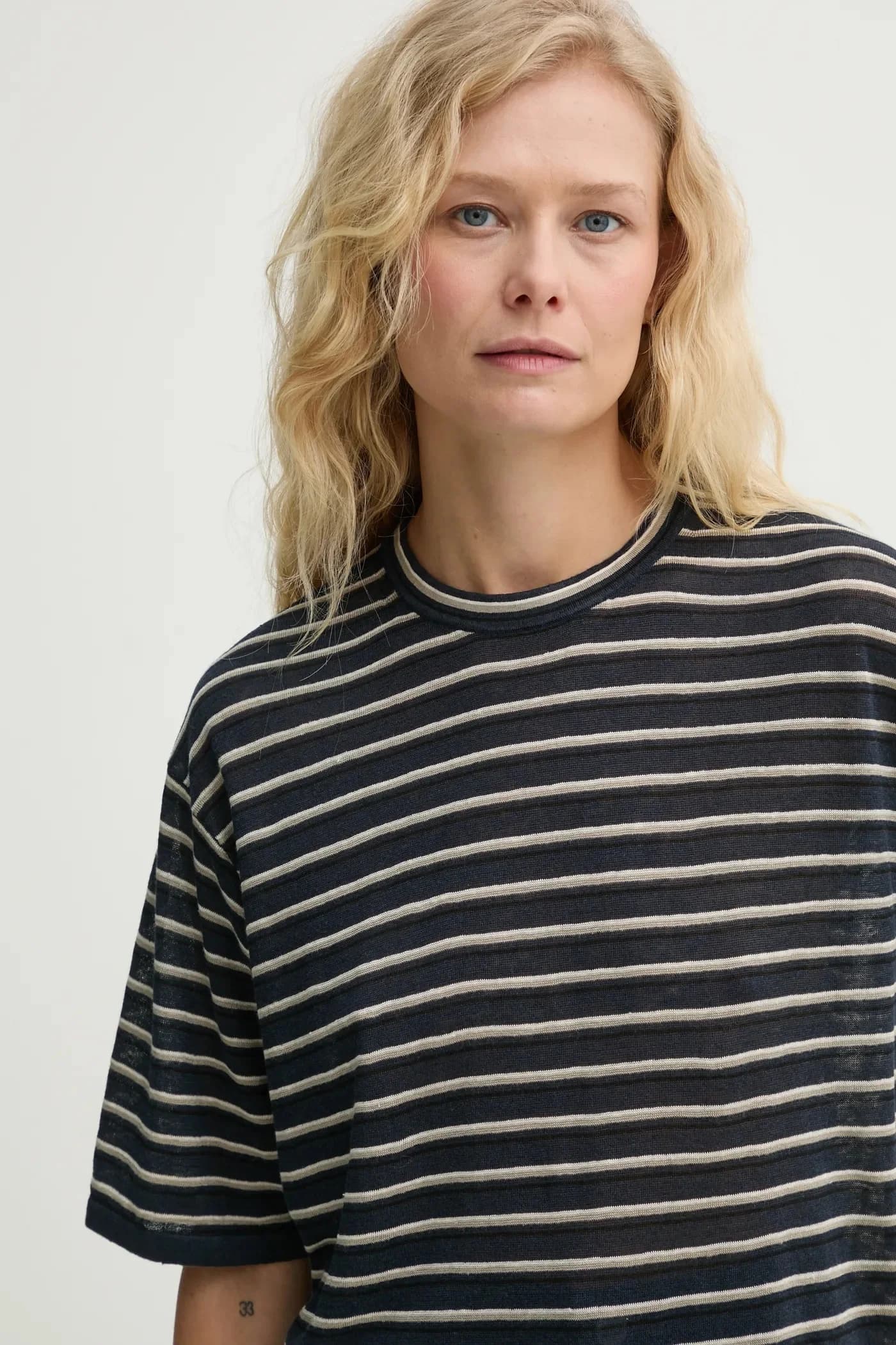 Льняная футболка - фото 4