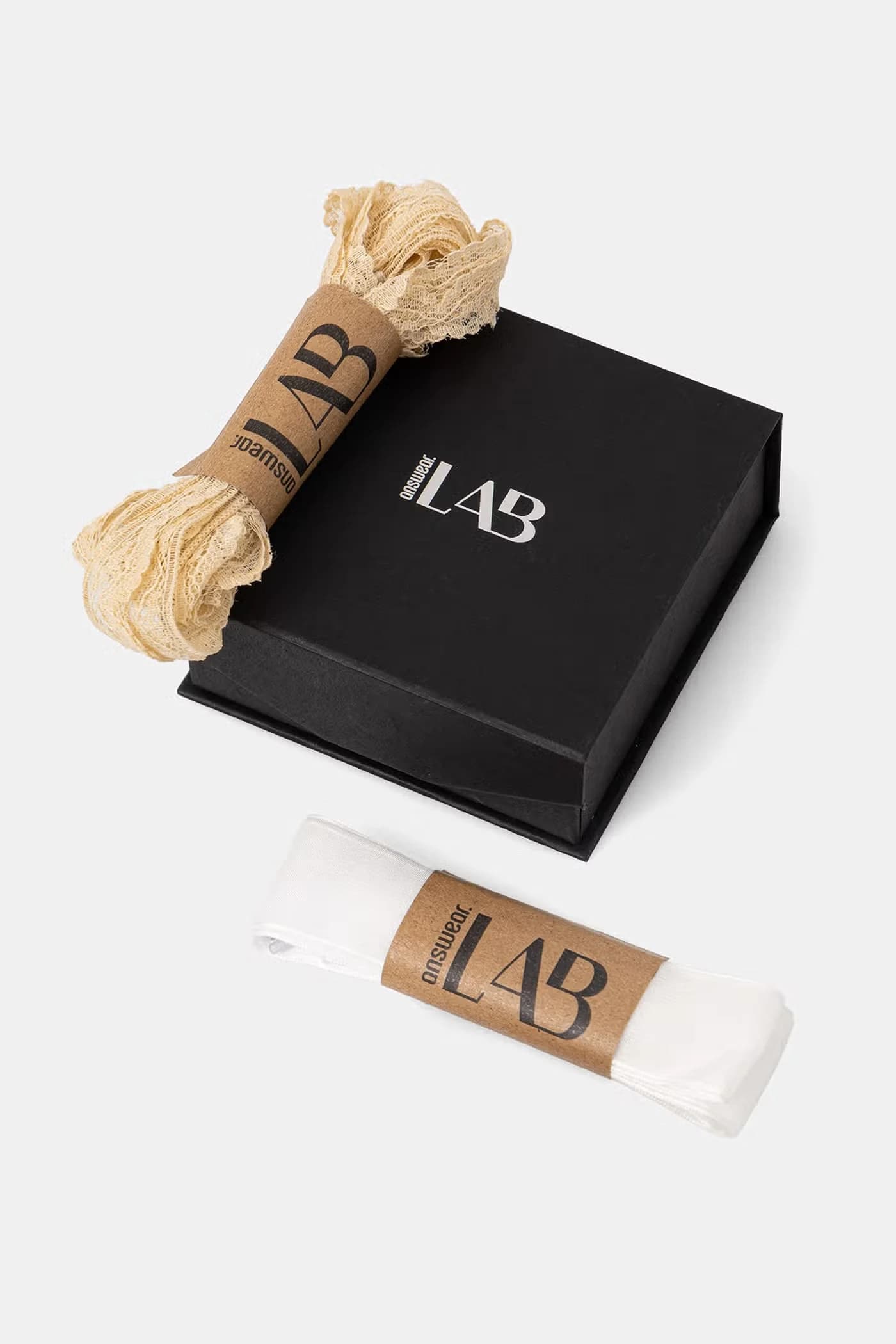 2 пары шнурков