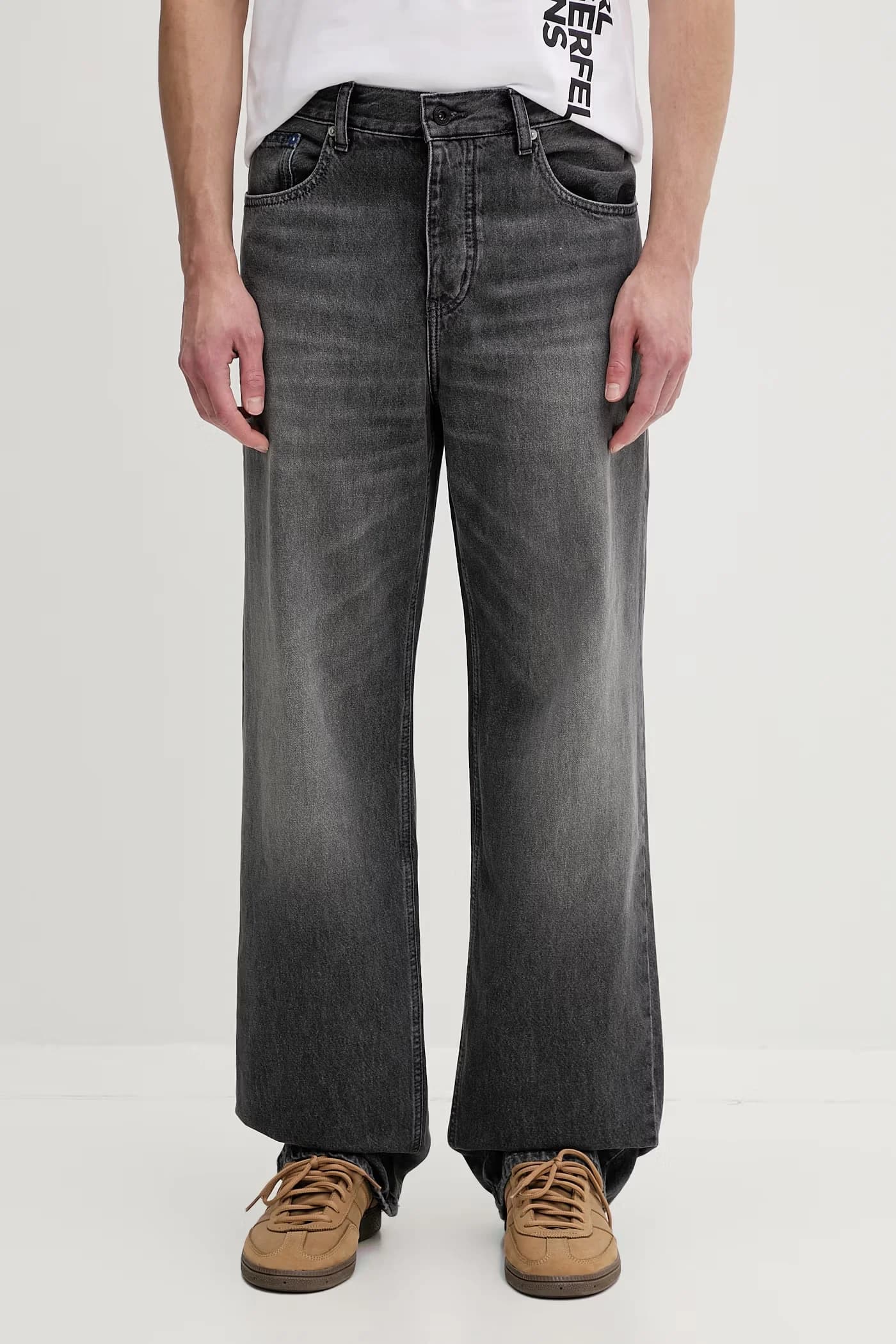 Мужские джинсы свободного кроя