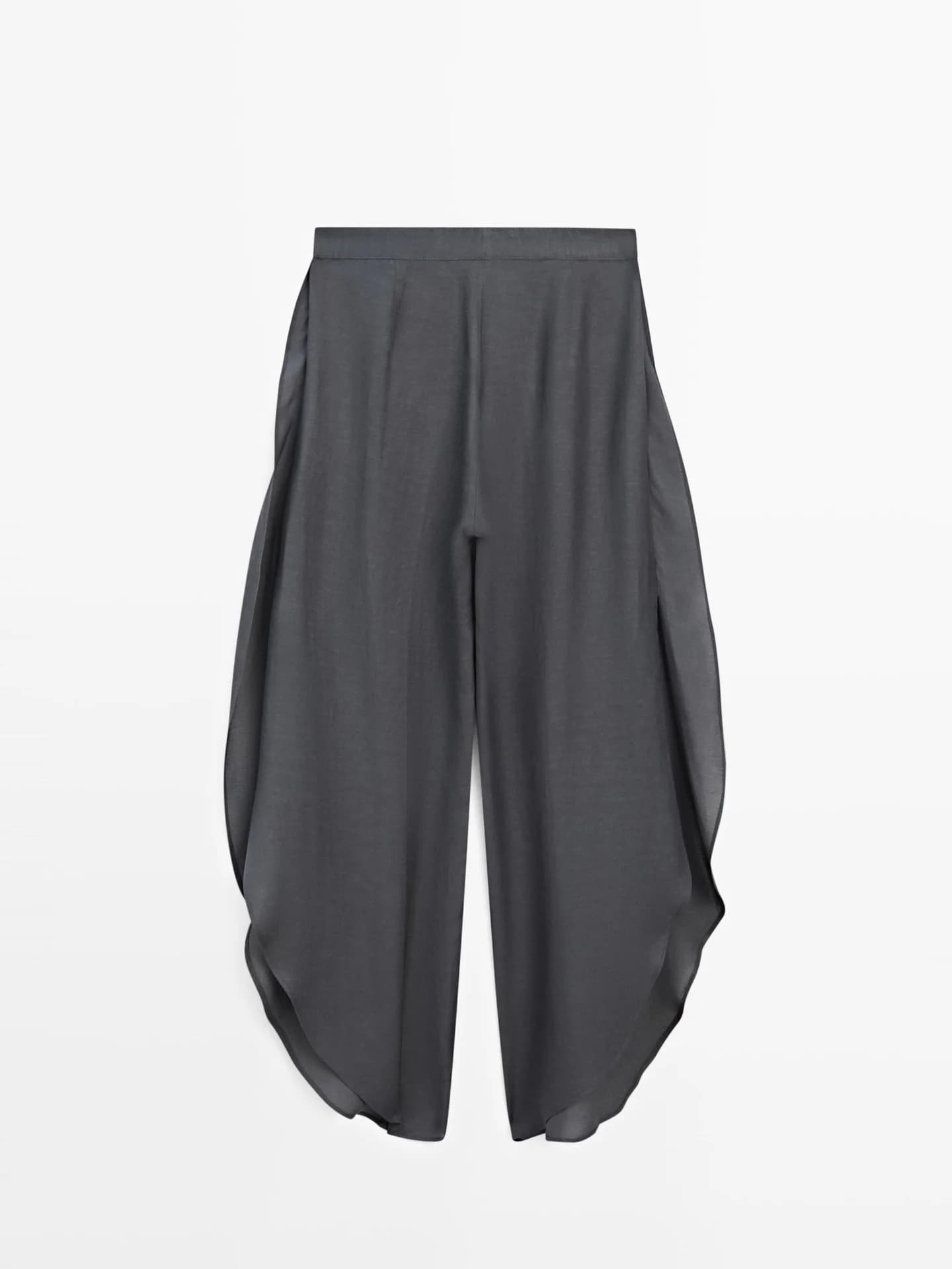 Льняные брюки с разрезами