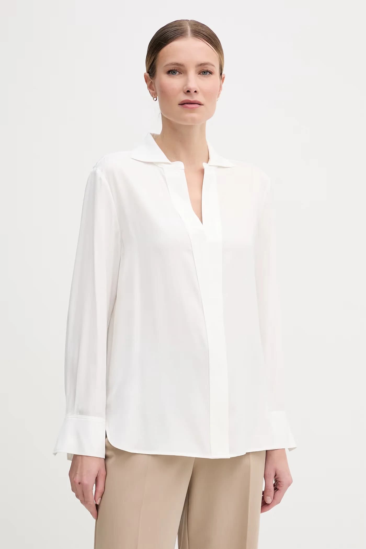 Женская блузка-рубашка