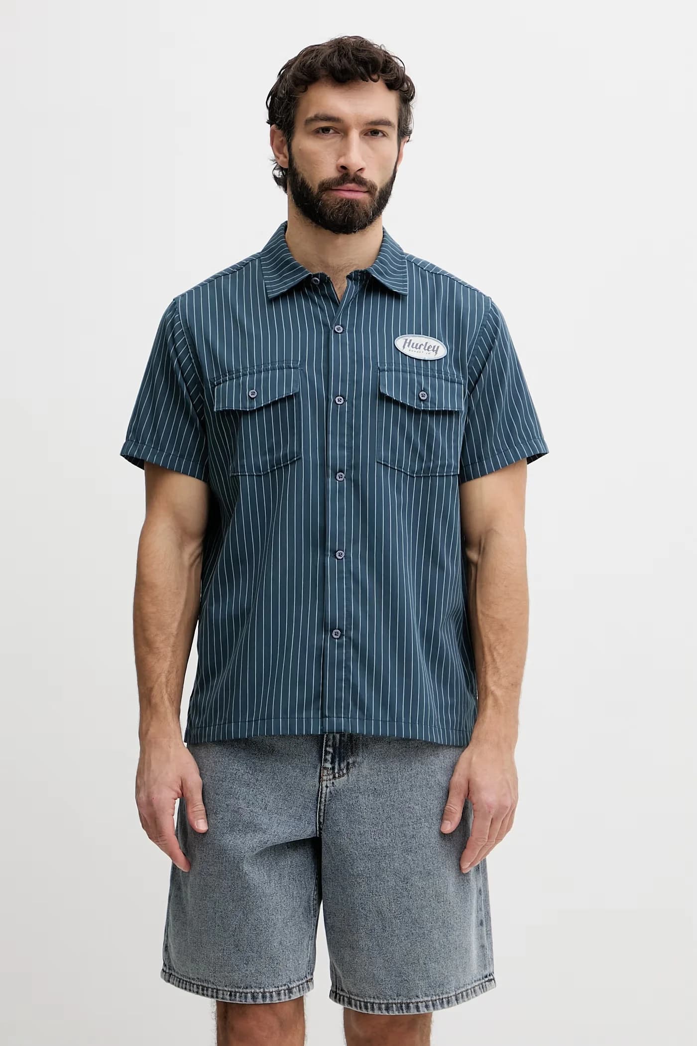 Мужская рубашка