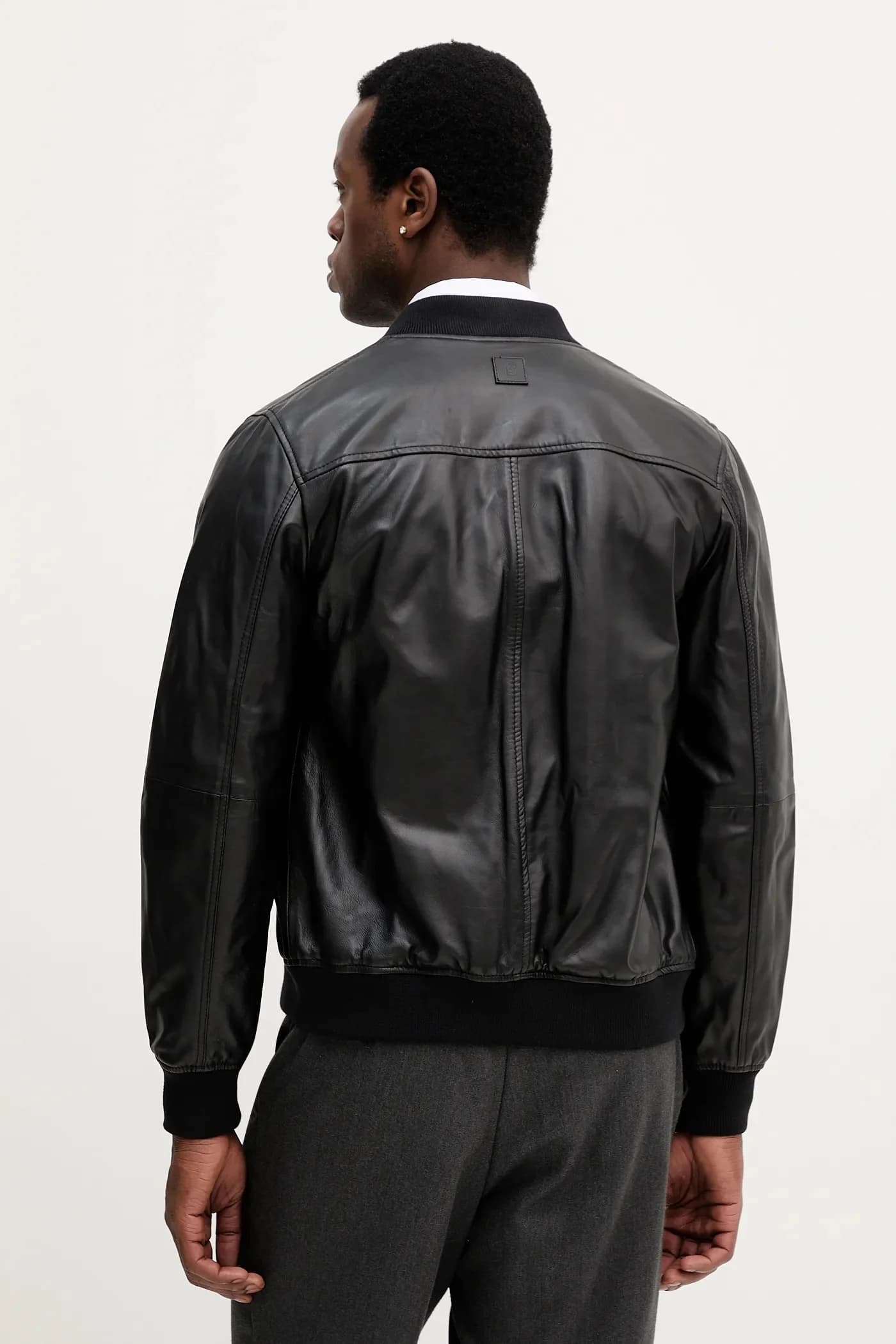 Кожаный бомбер - фото 3