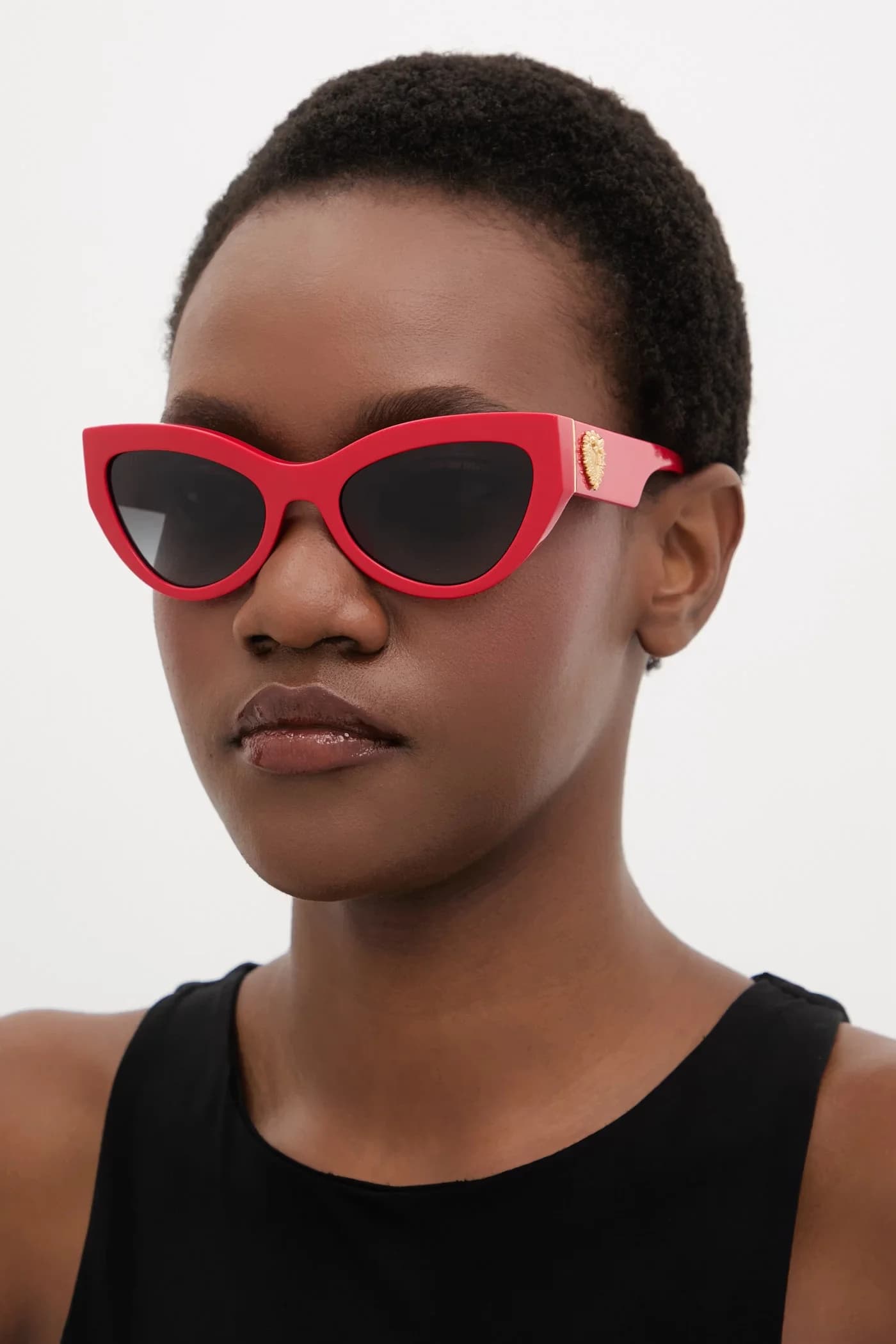 Женские солнцезащитные очки «кошачий глаз»