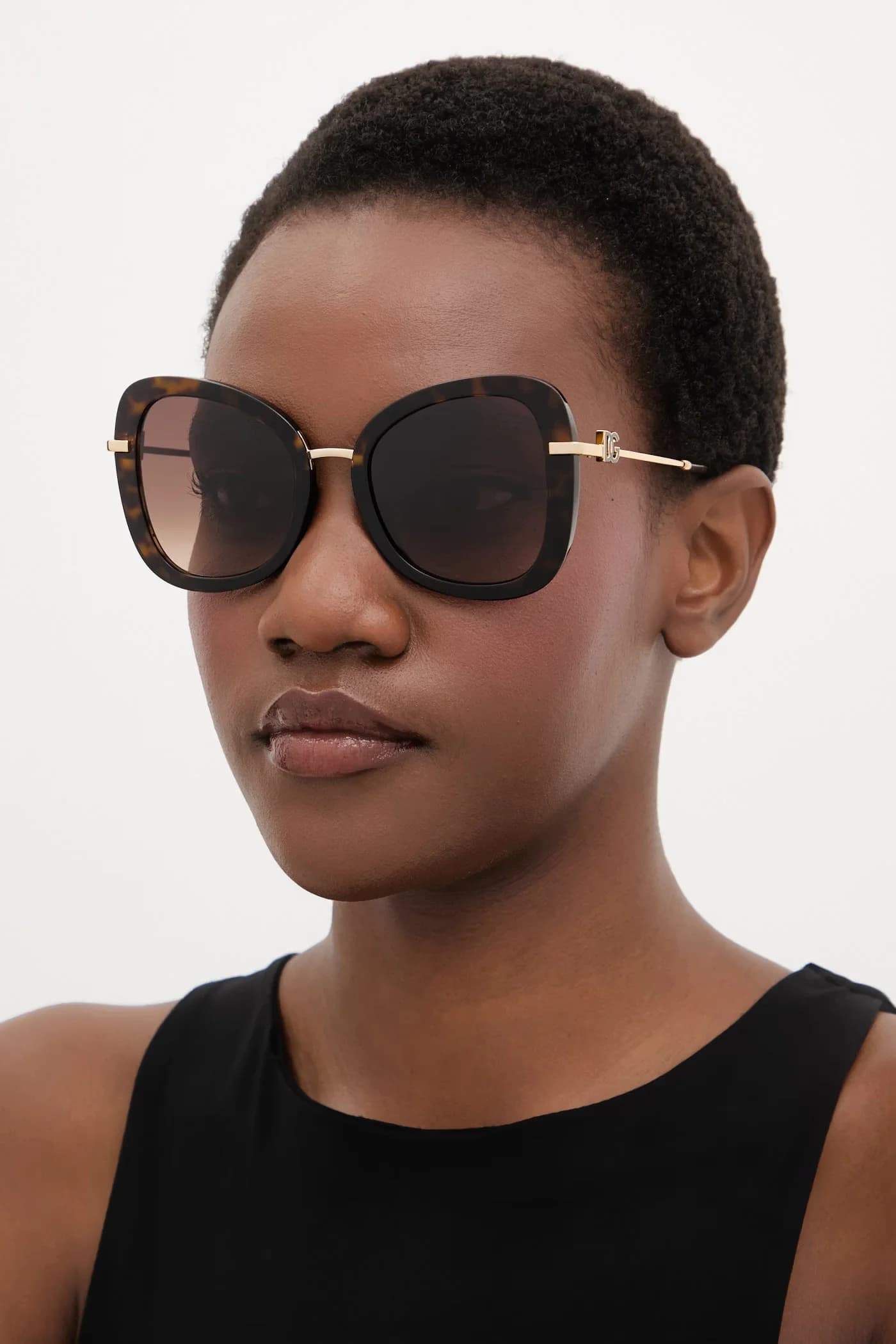 Женские солнцезащитные очки