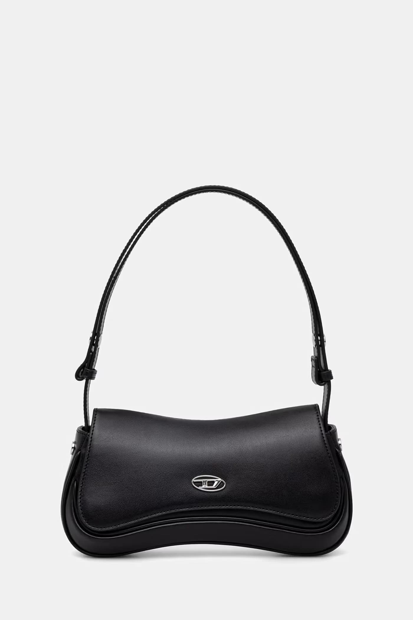 Женская сумочка из искусственной кожи.