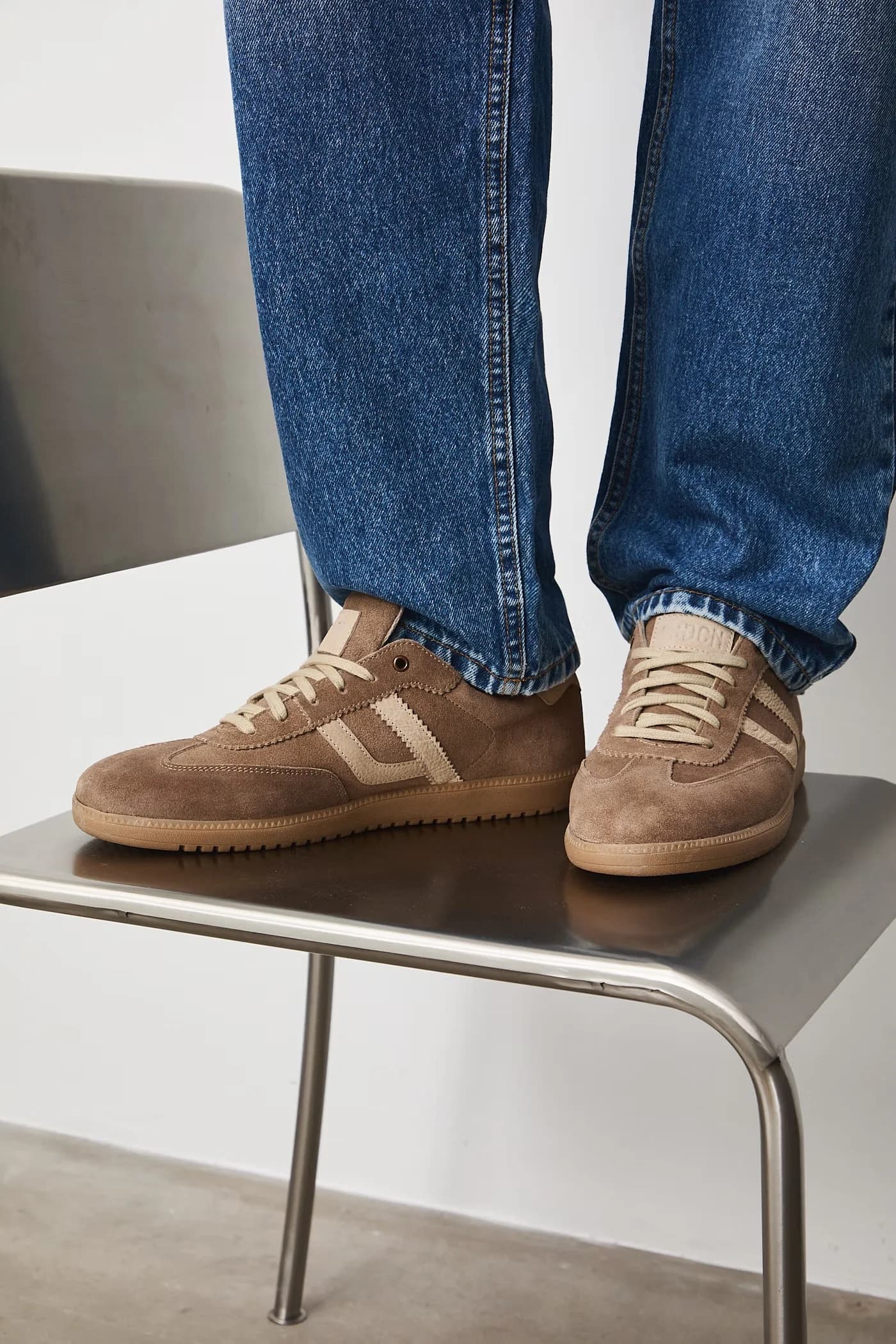 Мужские замшевые кроссовки