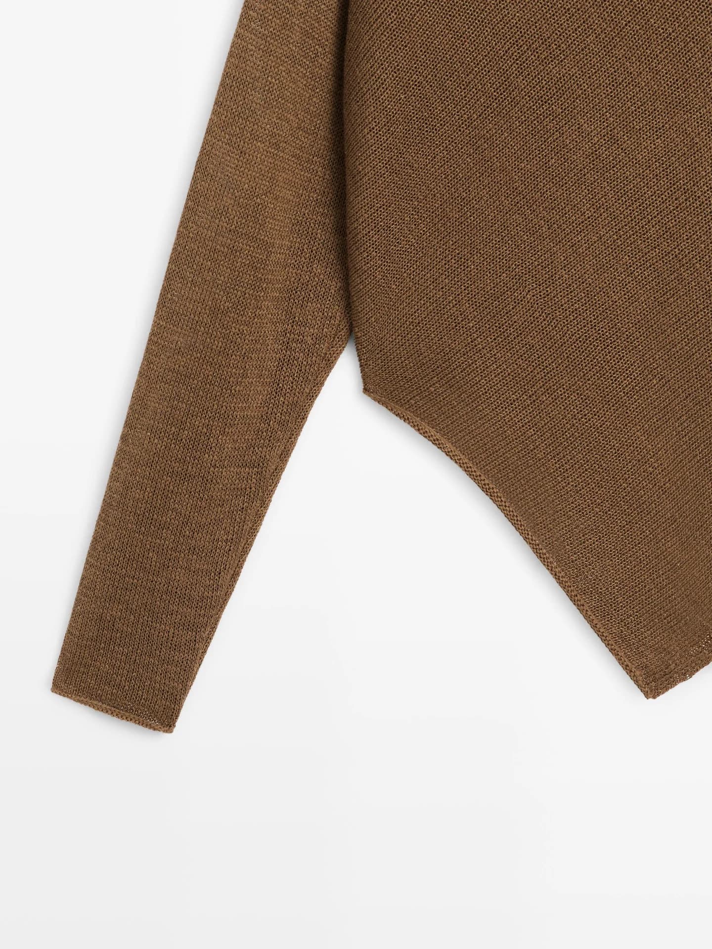 Свитер асимметричной вязки - фото 5