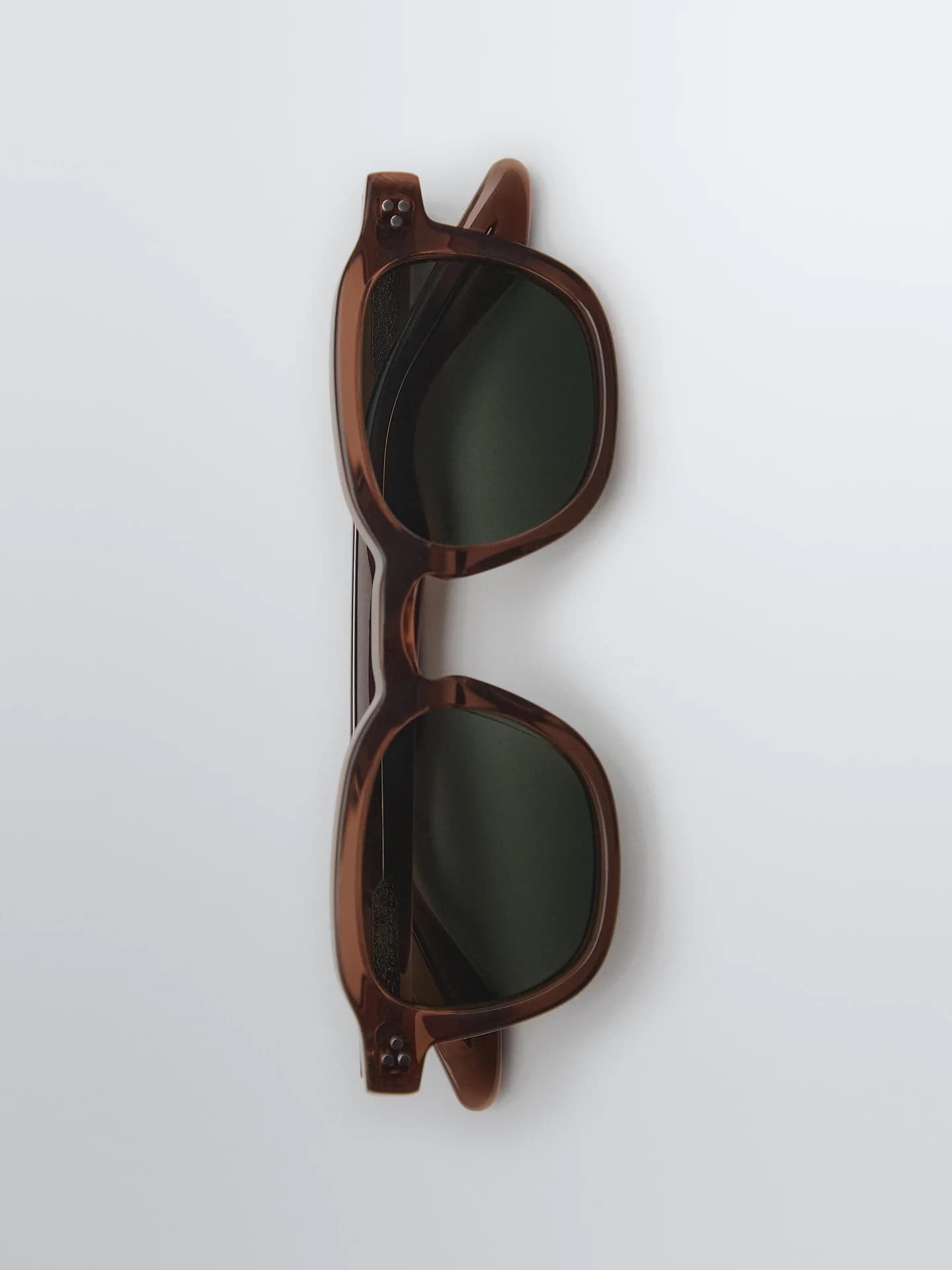 Круглые солнцезащитные очки - фото 10