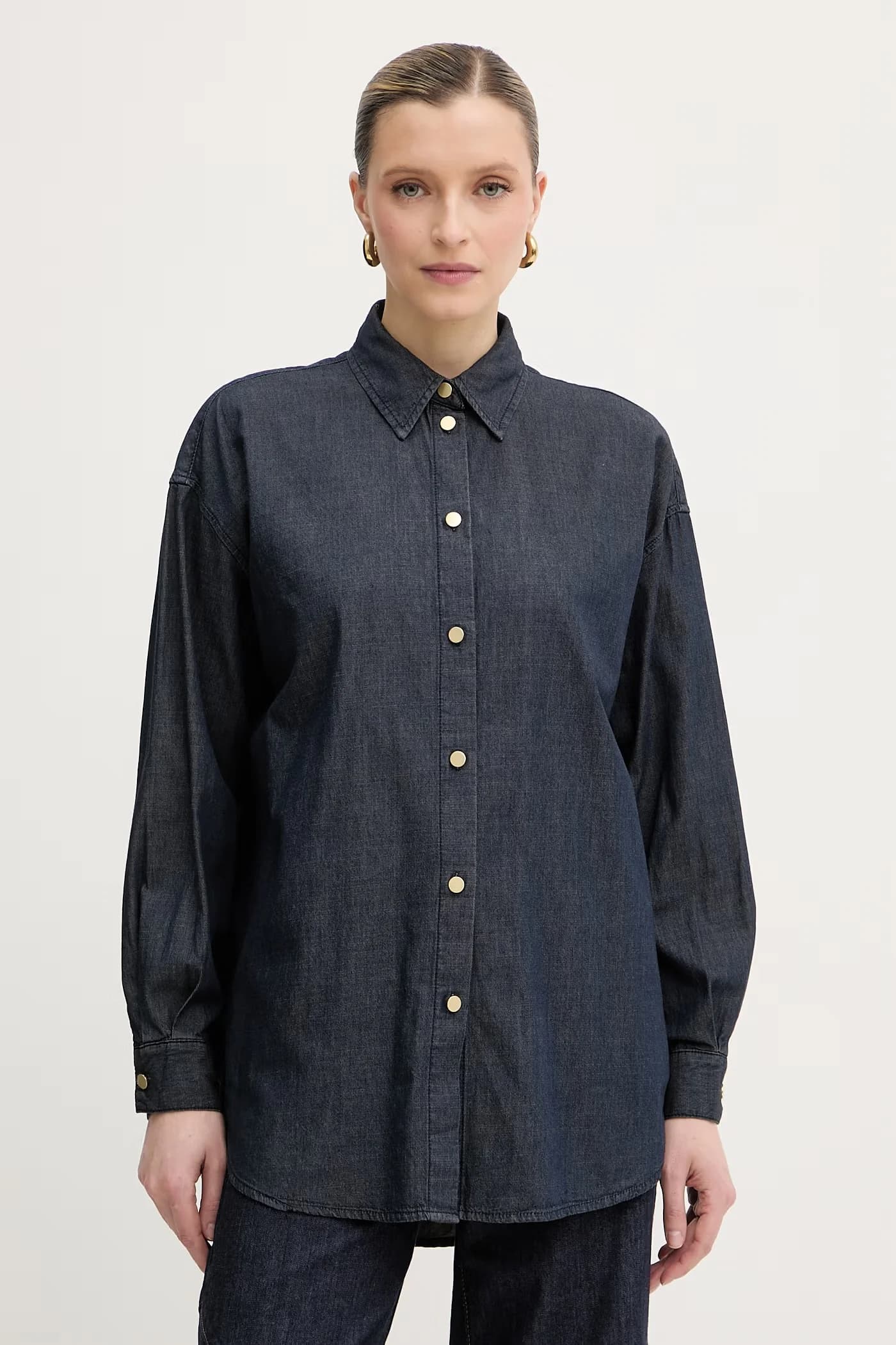 Женская джинсовая рубашка