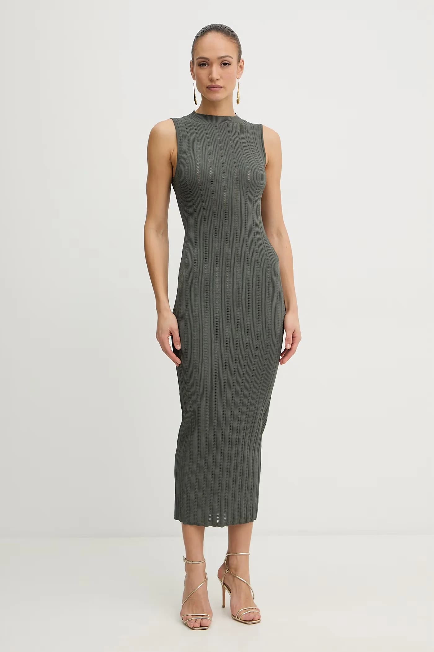 Платье из вискозы