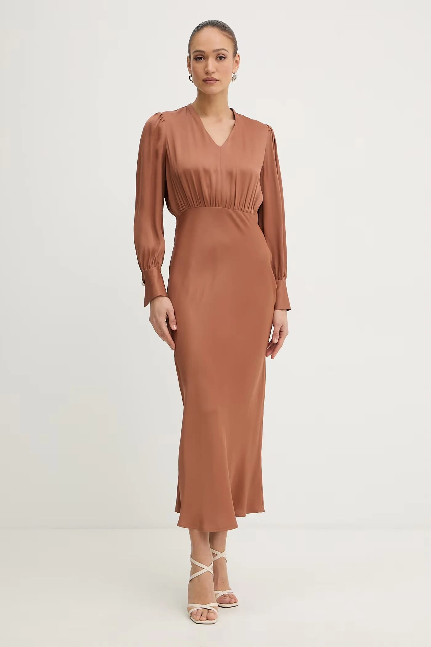 Платье из вискозы