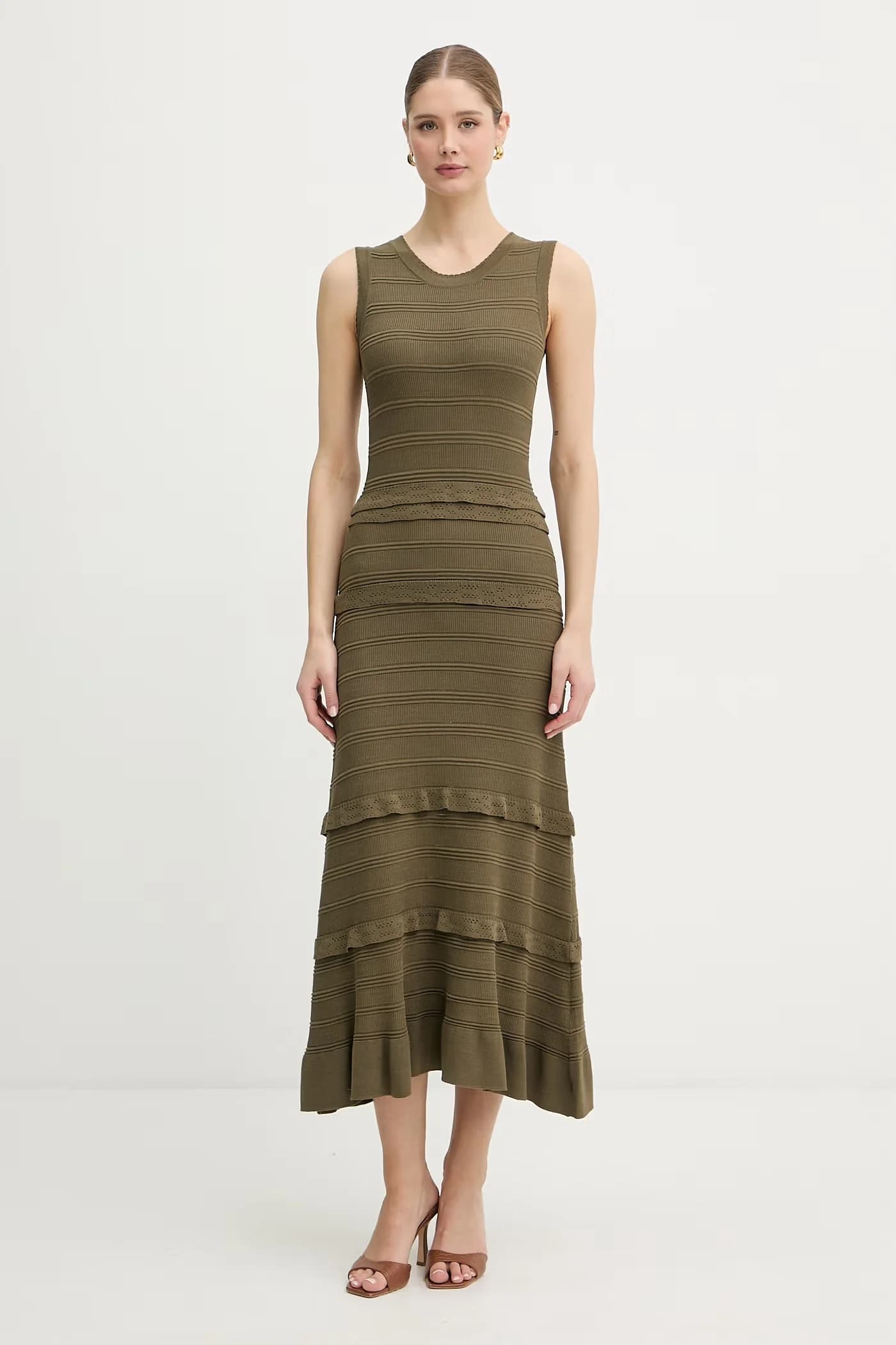 Платье из вискозы