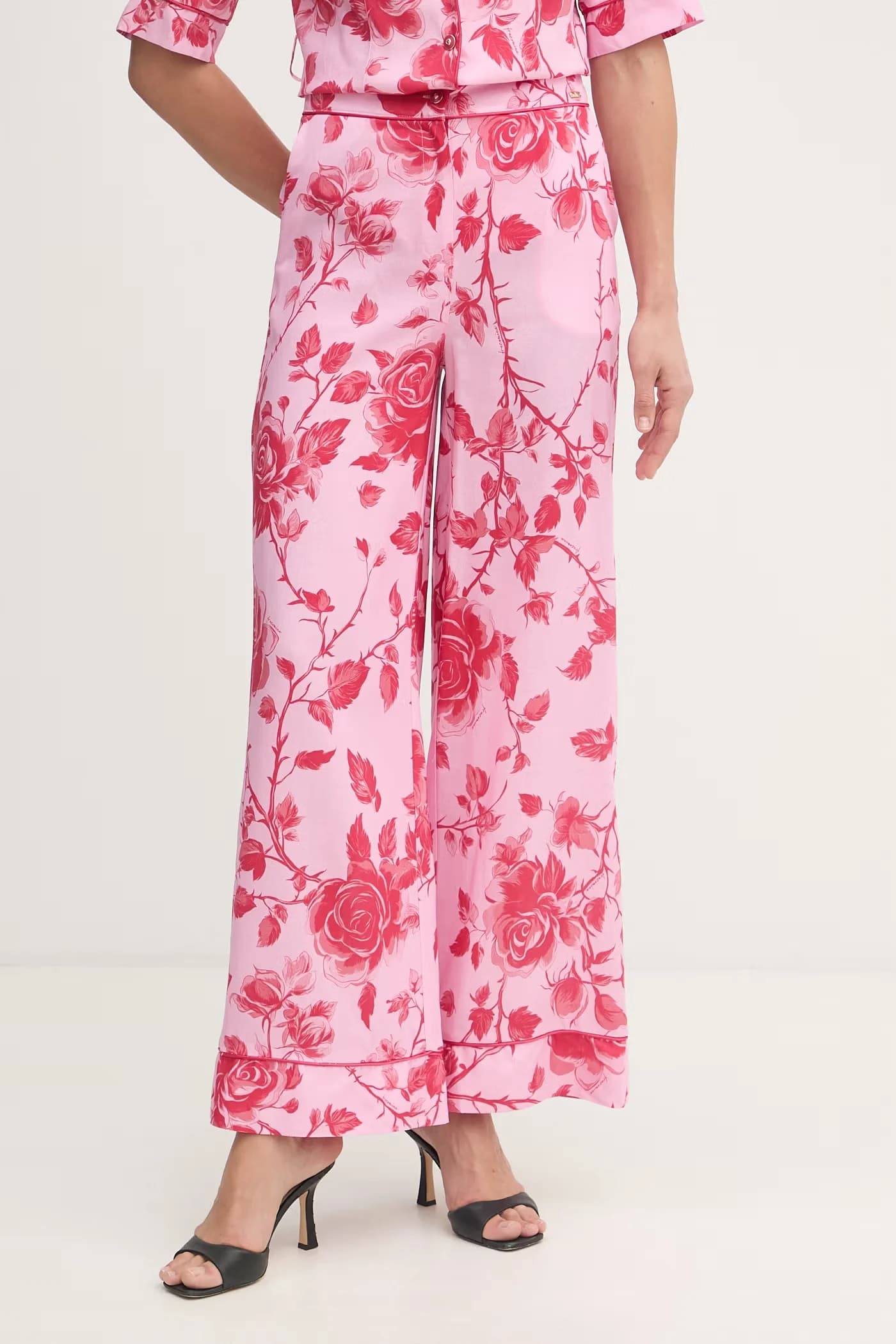 Женские брюки с льном