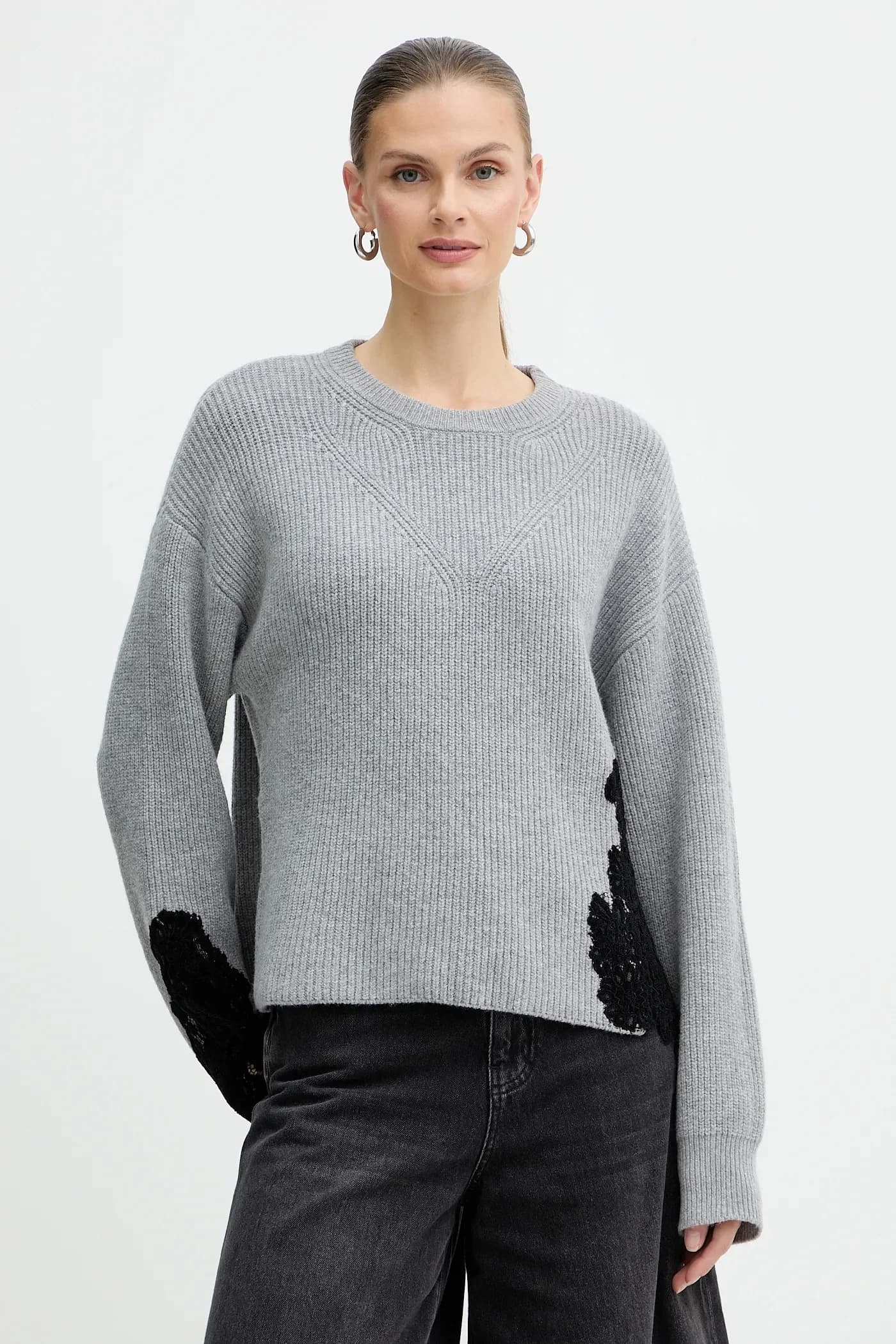 Свитер из смесовой шерсти