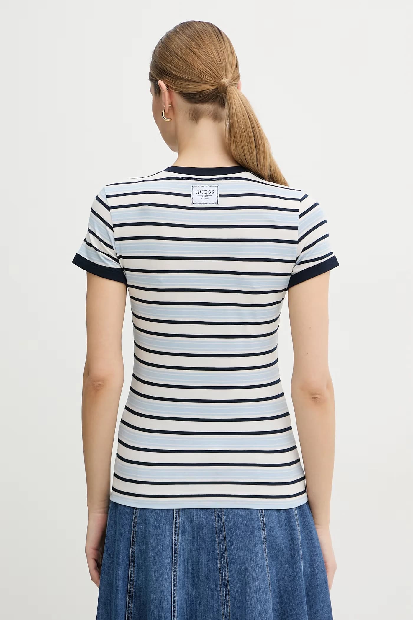 Базовая женская футболка с модалом - фото 3