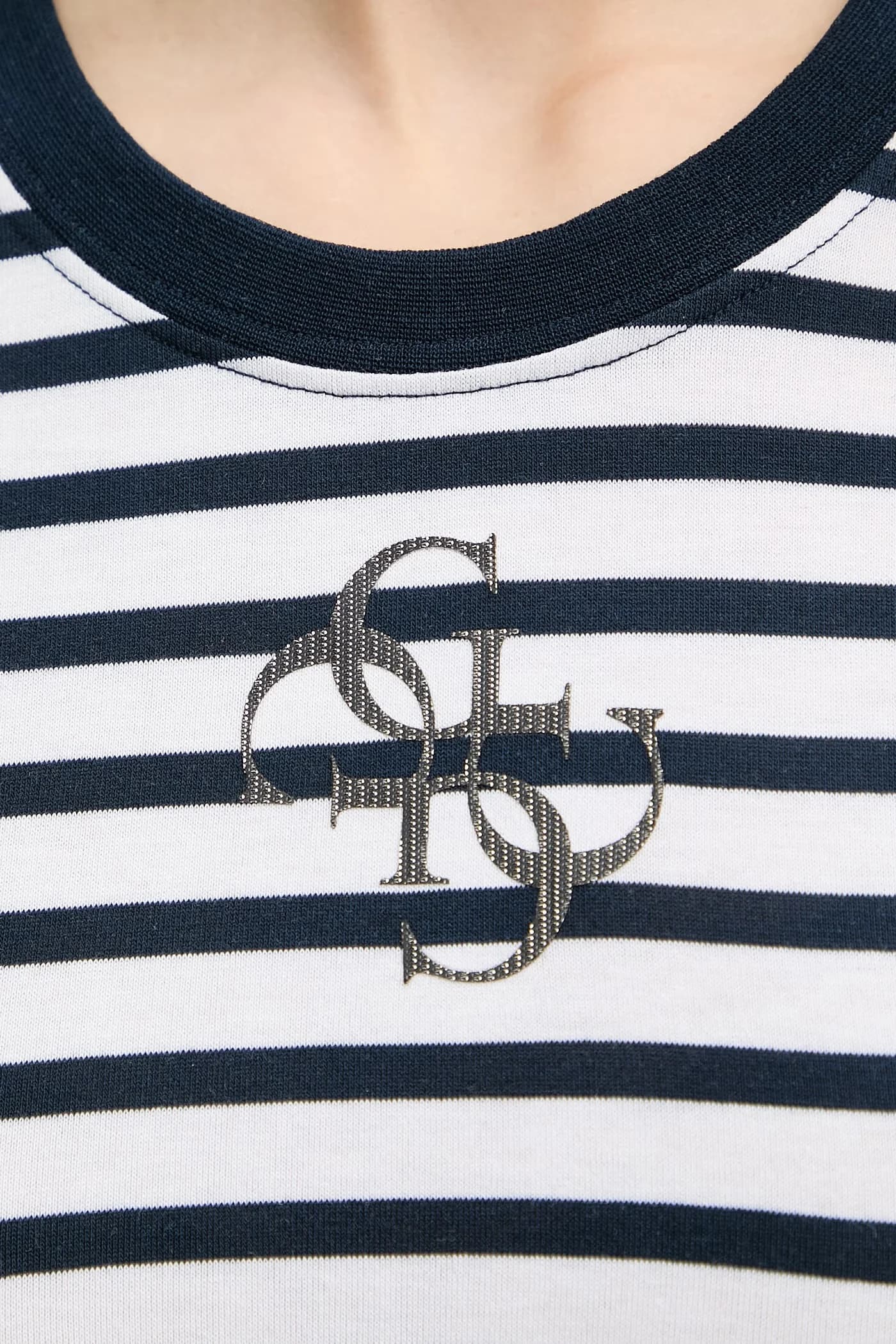 Базовая женская футболка с модалом - фото 5