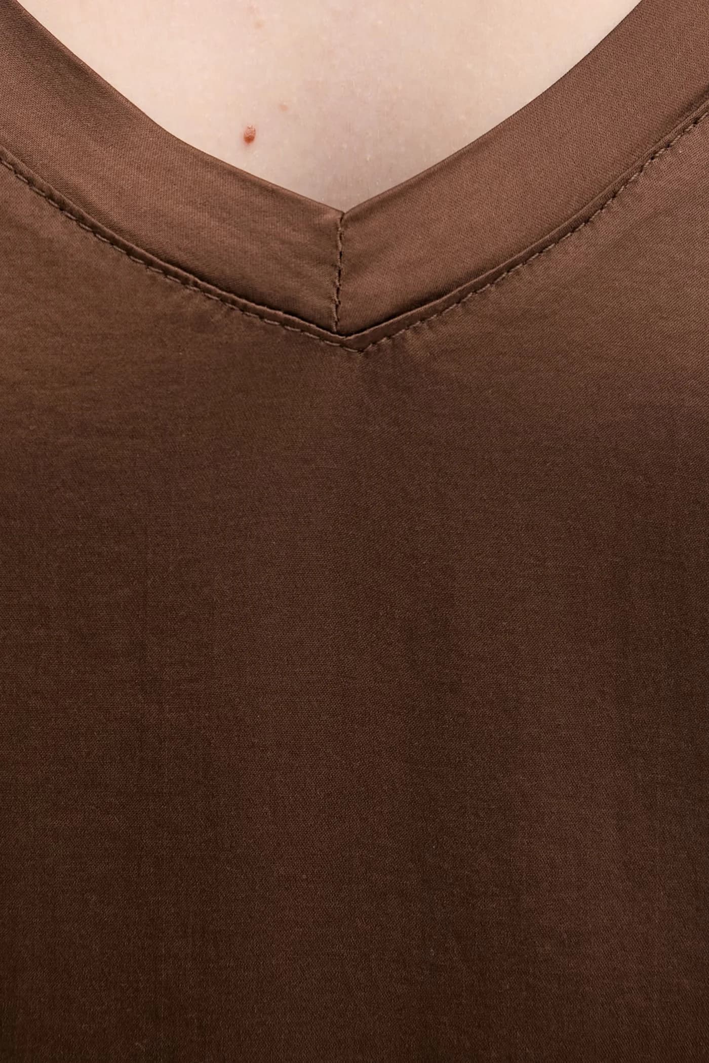 Женская футболка - фото 5