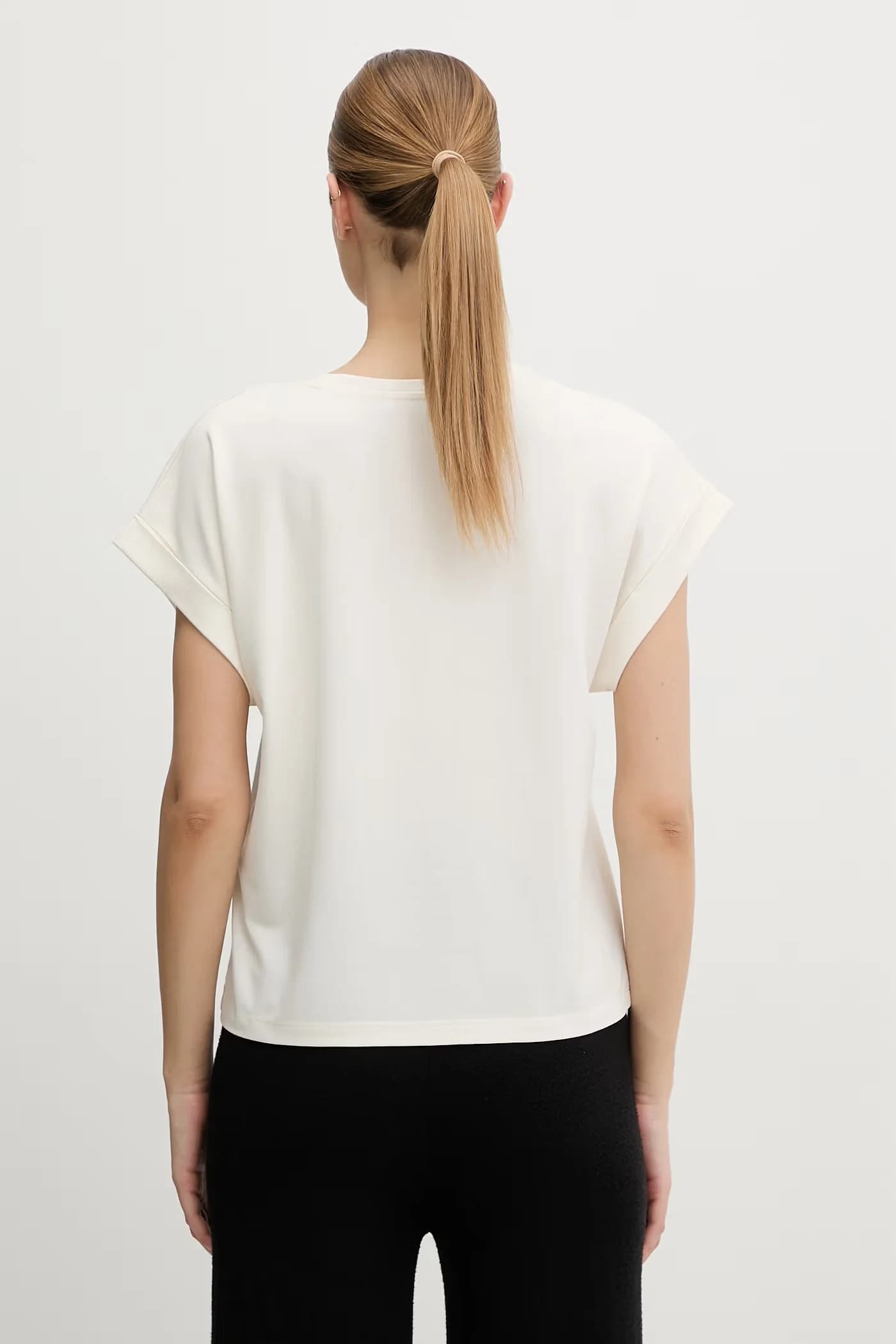 Женская хлопковая футболка - фото 3