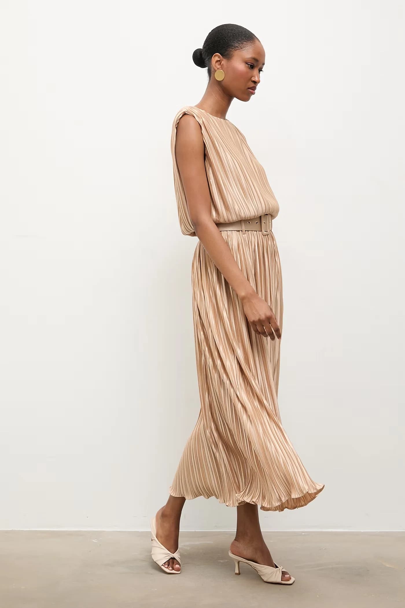 Женские кожаные шлепанцы - фото 6