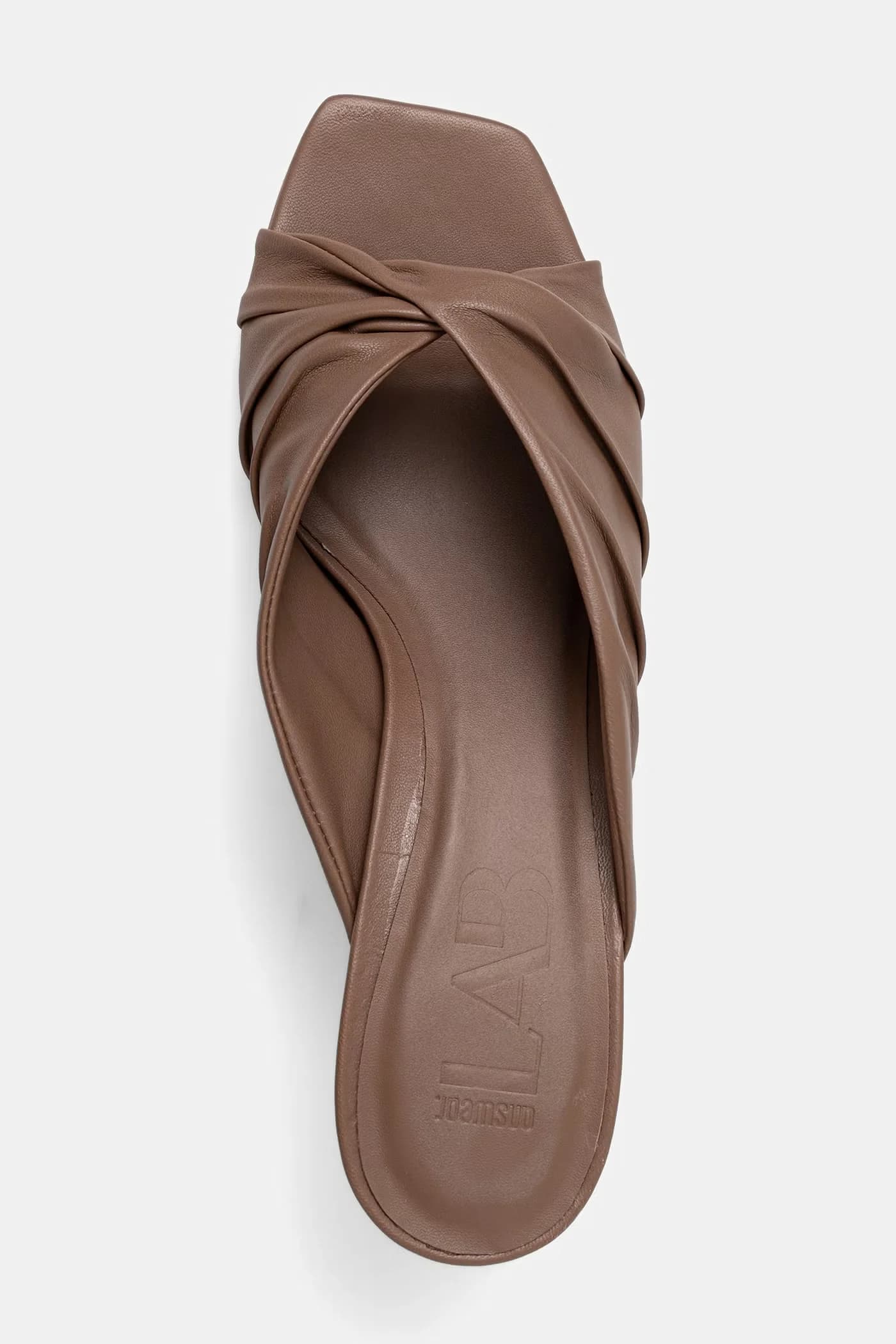 Женские кожаные шлепанцы - фото 5