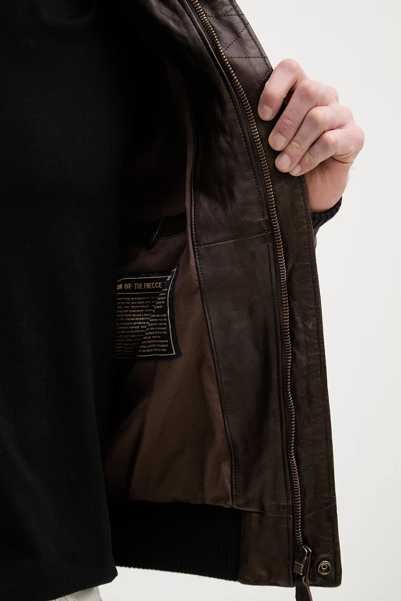 Кожаная куртка - фото 5