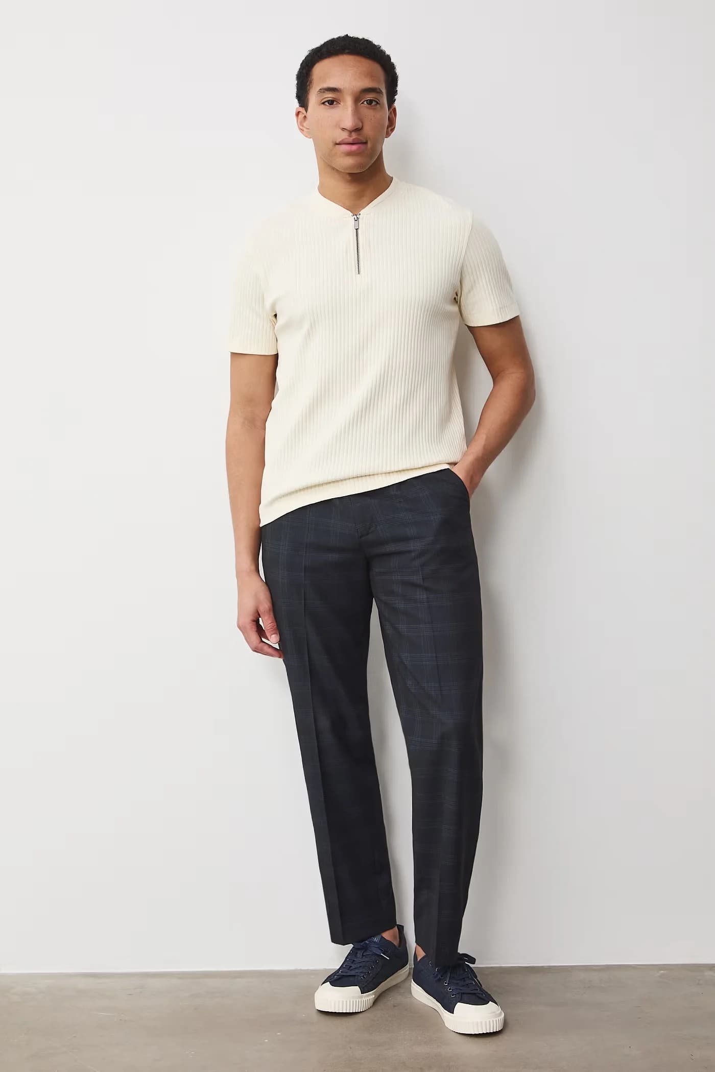 Мужские брюки чинос из вискозы - фото 2